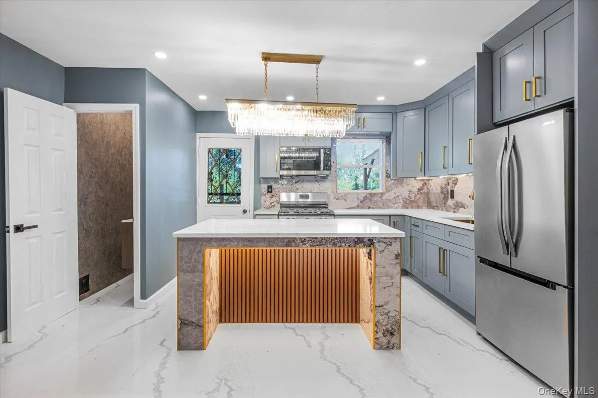 2891 Dewitt Place, New York, NY, 5 Bedrooms Bedrooms, 11 Rooms Rooms,2 BathroomsBathrooms,Residential,For Rent,Dewitt,0,1051693 2891 Dewitt Place, New York, NY, 5 Bedrooms Bedrooms, 11 Rooms Rooms,2 BathroomsBathrooms,Residential,For Rent,Dewitt,0,1051693