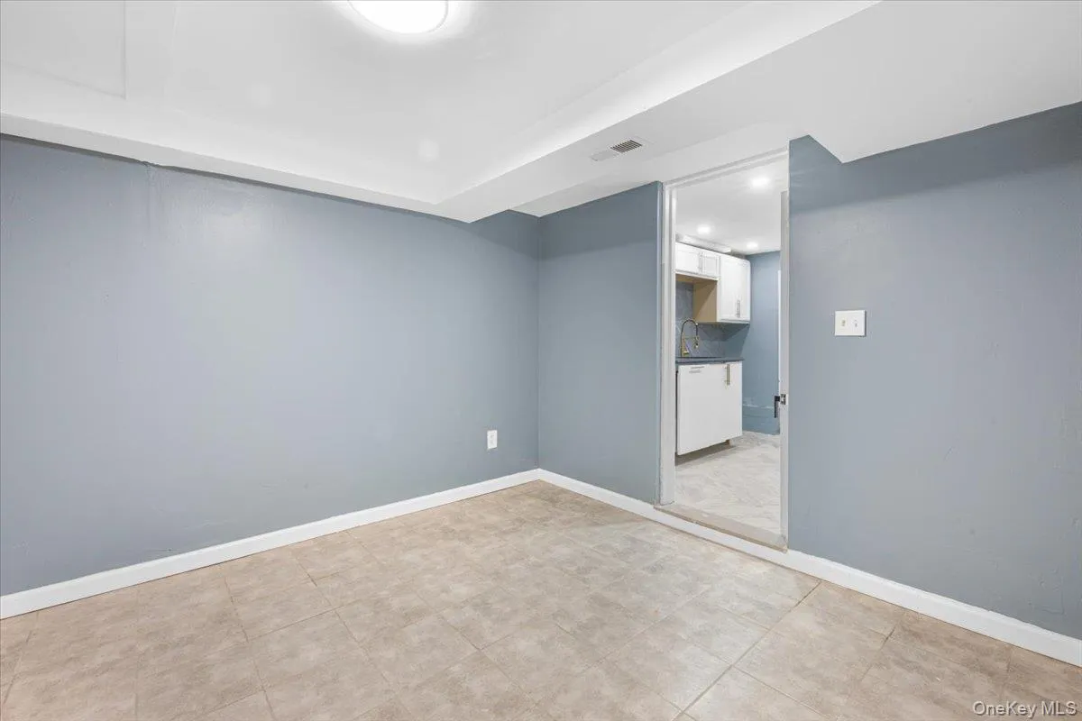 2891 Dewitt Place, New York, NY, 5 Bedrooms Bedrooms, 11 Rooms Rooms,2 BathroomsBathrooms,Residential,For Rent,Dewitt,0,1051693 2891 Dewitt Place, New York, NY, 5 Bedrooms Bedrooms, 11 Rooms Rooms,2 BathroomsBathrooms,Residential,For Rent,Dewitt,0,1051693