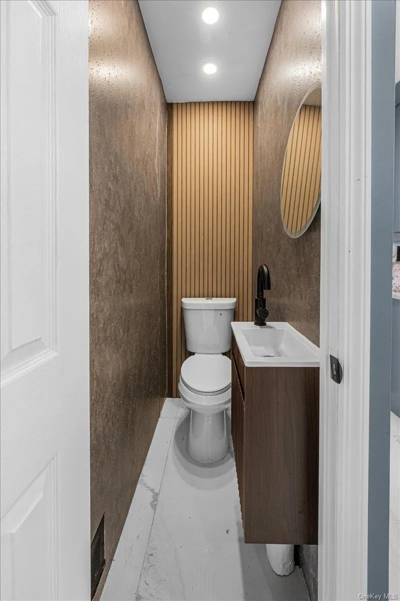 2891 Dewitt Place, New York, NY, 5 Bedrooms Bedrooms, 11 Rooms Rooms,2 BathroomsBathrooms,Residential,For Rent,Dewitt,0,1051693 2891 Dewitt Place, New York, NY, 5 Bedrooms Bedrooms, 11 Rooms Rooms,2 BathroomsBathrooms,Residential,For Rent,Dewitt,0,1051693