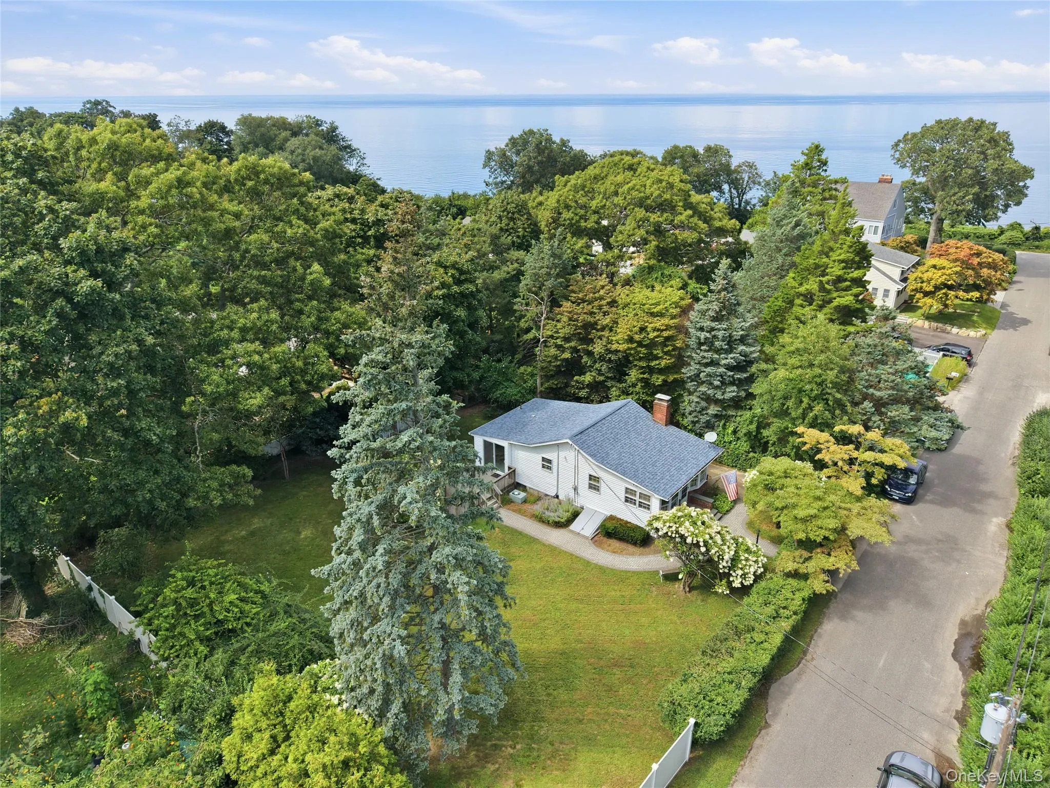 76 Queen Road, Brookhaven, NY, 2 Bedrooms Bedrooms, 5 Rooms Rooms,1 BathroomBathrooms,Residential,For Rent,Queen,0,1051695 76 Queen Road, Brookhaven, NY, 2 Bedrooms Bedrooms, 5 Rooms Rooms,1 BathroomBathrooms,Residential,For Rent,Queen,0,1051695