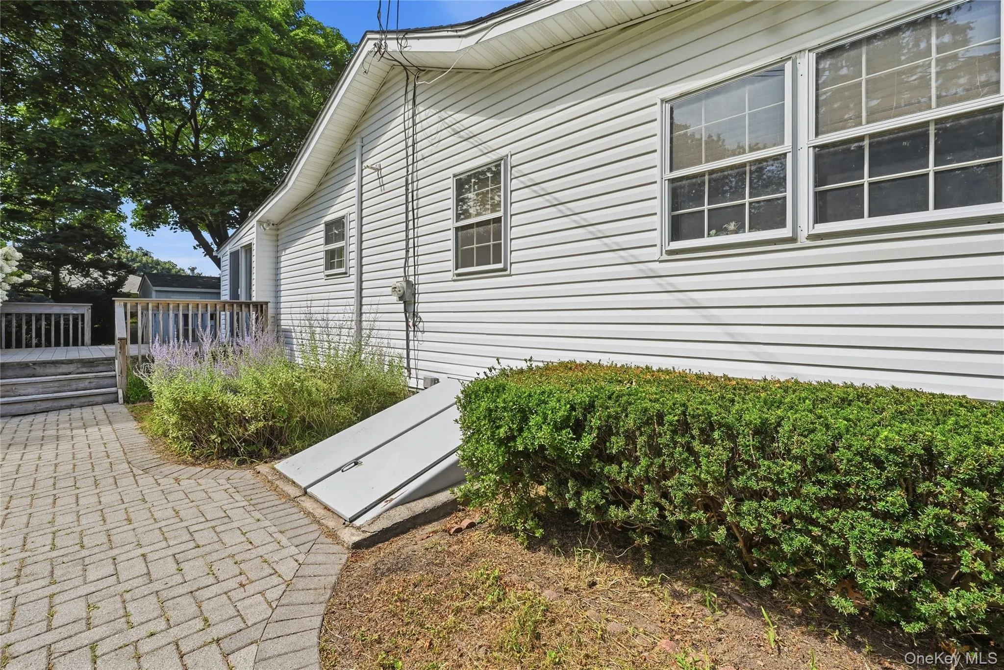 76 Queen Road, Brookhaven, NY, 2 Bedrooms Bedrooms, 5 Rooms Rooms,1 BathroomBathrooms,Residential,For Rent,Queen,0,1051695 76 Queen Road, Brookhaven, NY, 2 Bedrooms Bedrooms, 5 Rooms Rooms,1 BathroomBathrooms,Residential,For Rent,Queen,0,1051695