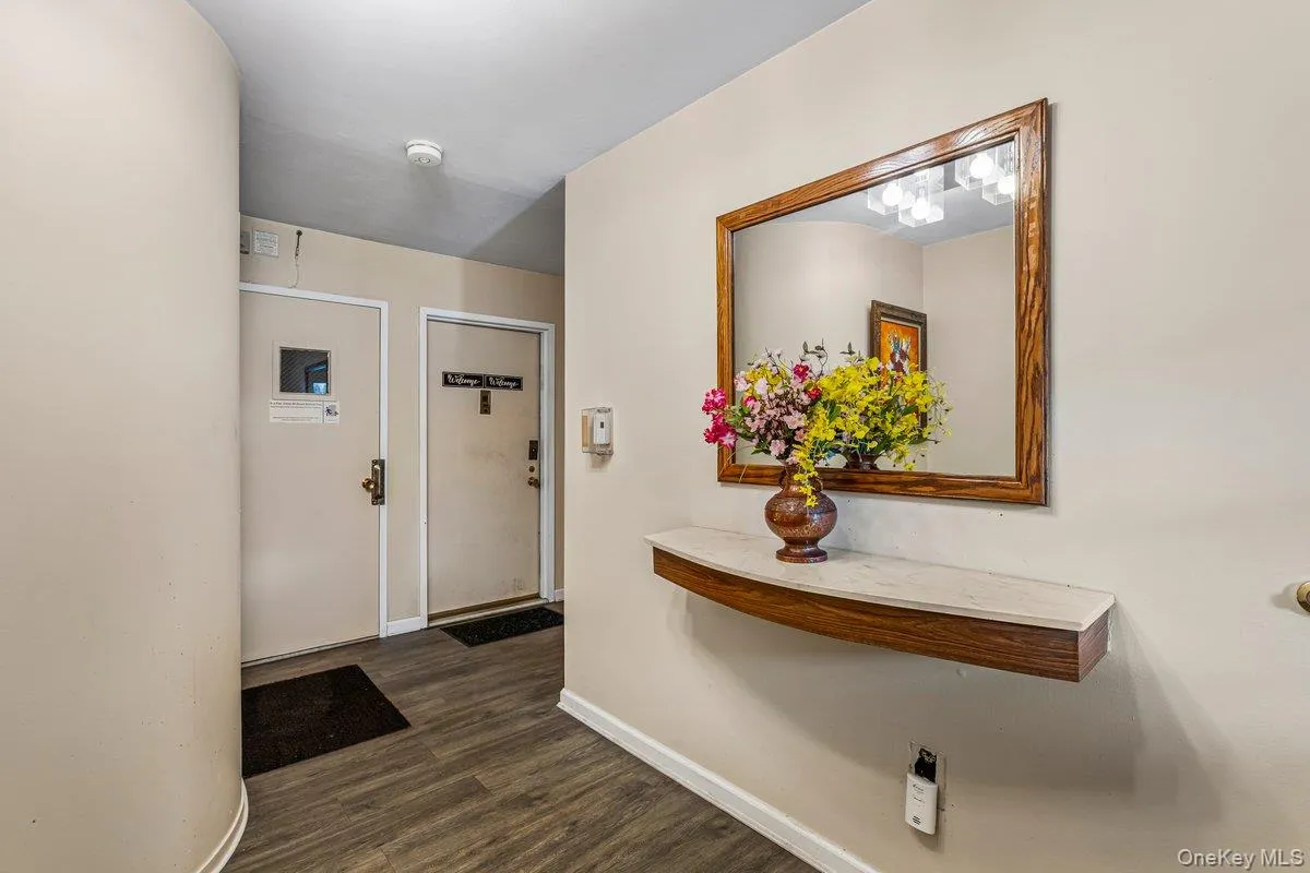 1301 Michael Court, New York, NY, 2 Bedrooms Bedrooms, 6 Rooms Rooms,2 BathroomsBathrooms,Residential,For Rent,Michael,0,1051696 1301 Michael Court, New York, NY, 2 Bedrooms Bedrooms, 6 Rooms Rooms,2 BathroomsBathrooms,Residential,For Rent,Michael,0,1051696