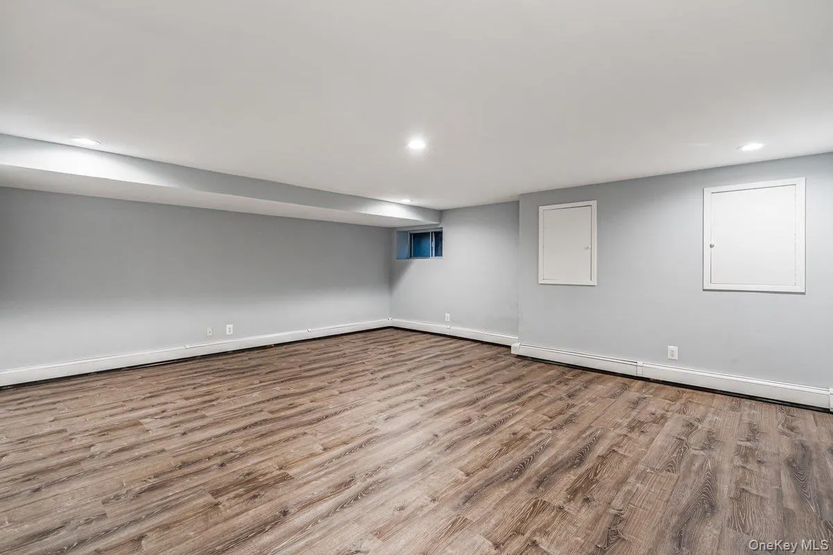 1301 Michael Court, New York, NY, 2 Bedrooms Bedrooms, 6 Rooms Rooms,2 BathroomsBathrooms,Residential,For Rent,Michael,0,1051696 1301 Michael Court, New York, NY, 2 Bedrooms Bedrooms, 6 Rooms Rooms,2 BathroomsBathrooms,Residential,For Rent,Michael,0,1051696