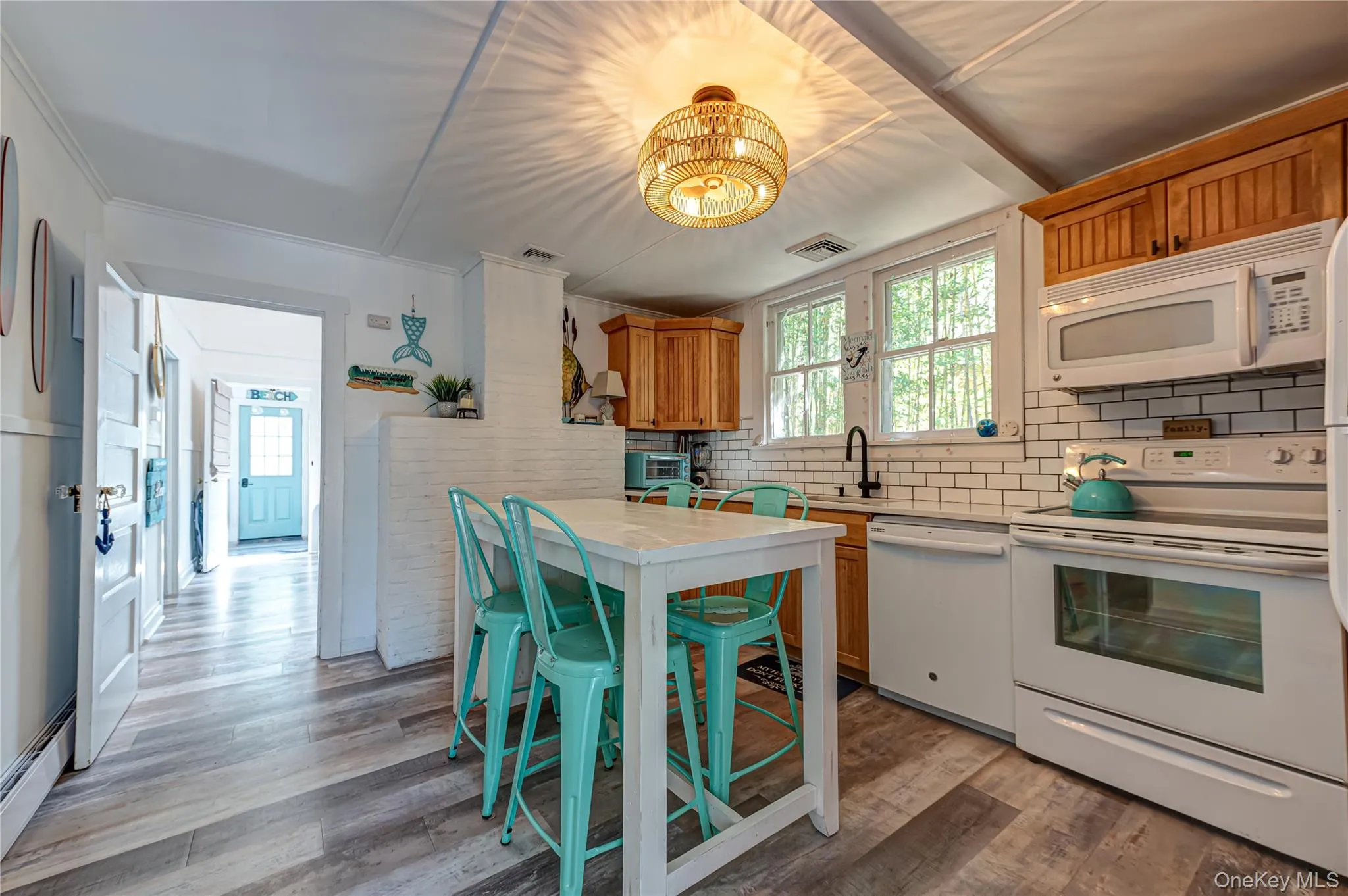 140 Ocean Road, Islip, NY, 3 Bedrooms Bedrooms, 6 Rooms Rooms,1 BathroomBathrooms,Residential,For Rent,Ocean,0,1051710 140 Ocean Road, Islip, NY, 3 Bedrooms Bedrooms, 6 Rooms Rooms,1 BathroomBathrooms,Residential,For Rent,Ocean,0,1051710