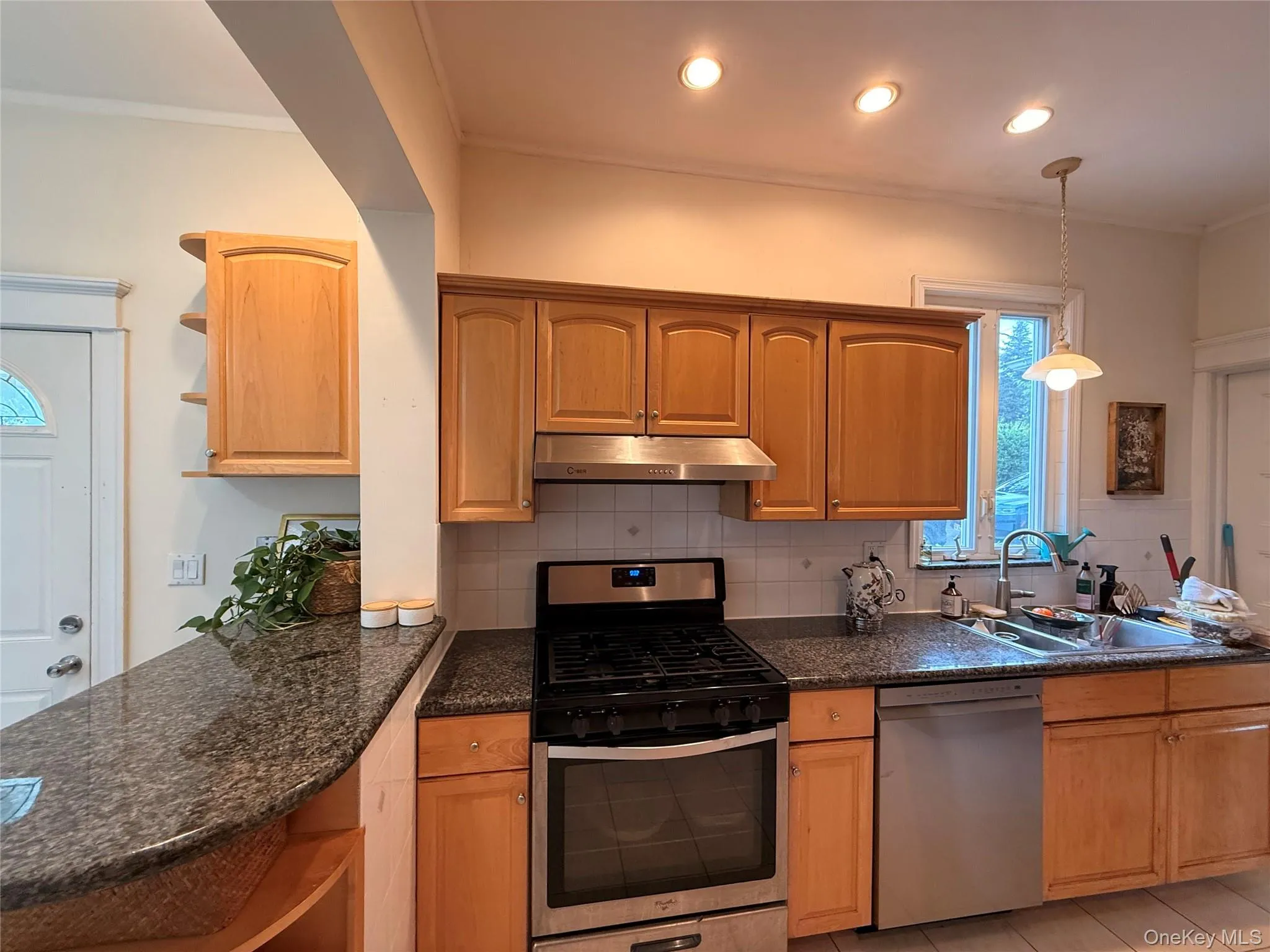 Spacious renovated kitchen Spacious renovated kitchen