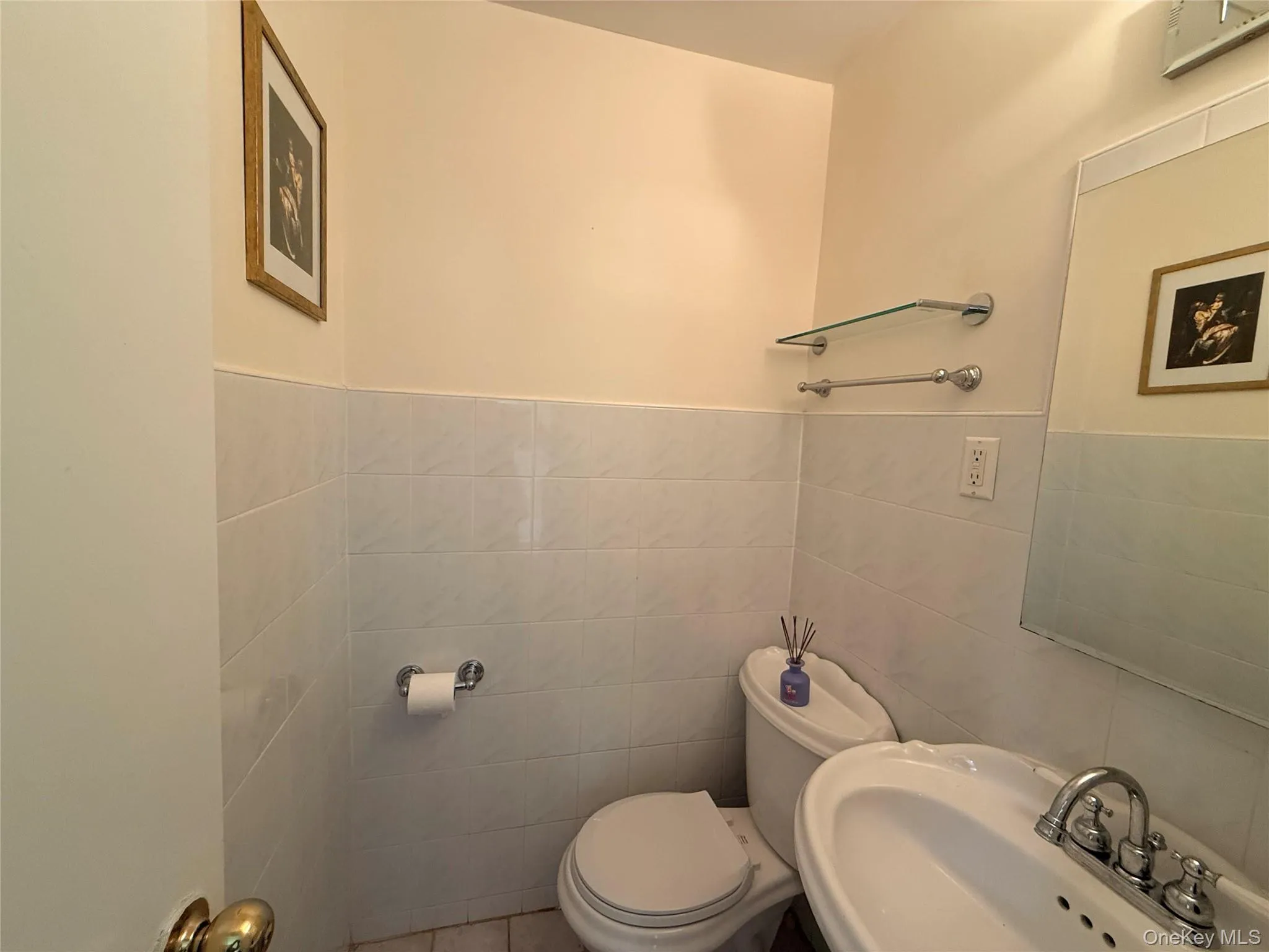 179 Woodruff Avenue, Eastchester, NY, 4 Bedrooms Bedrooms, 6 Rooms Rooms,2 BathroomsBathrooms,Residential Lease,For Rent,Woodruff,0,1051711 179 Woodruff Avenue, Eastchester, NY, 4 Bedrooms Bedrooms, 6 Rooms Rooms,2 BathroomsBathrooms,Residential Lease,For Rent,Woodruff,0,1051711