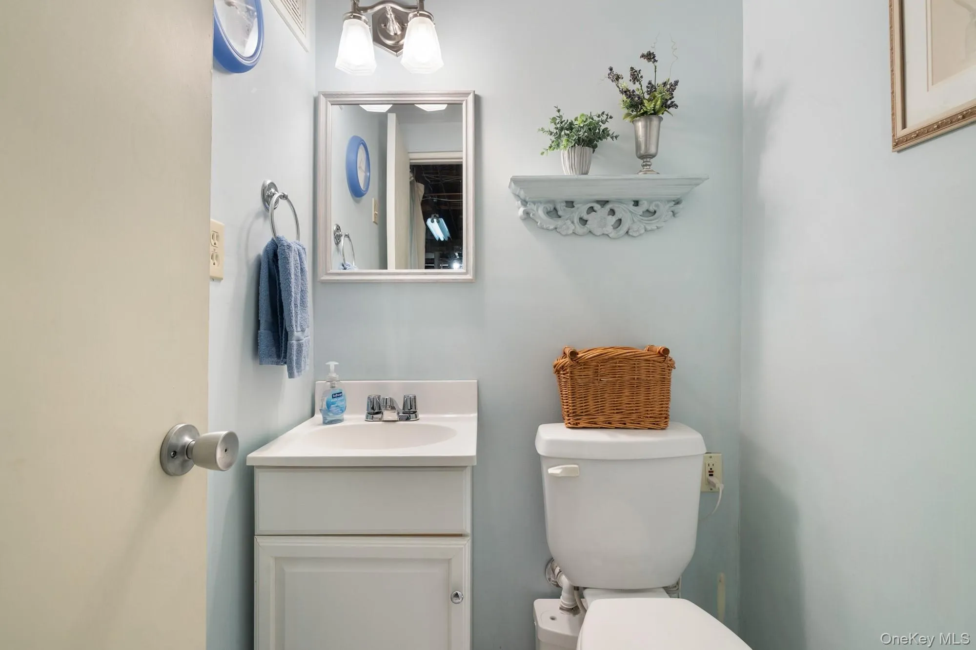 144 Nassau Avenue, West Babylon, NY, 4 Bedrooms Bedrooms, 9 Rooms Rooms,2 BathroomsBathrooms,Residential,For Rent,Nassau,0,1051714 144 Nassau Avenue, West Babylon, NY, 4 Bedrooms Bedrooms, 9 Rooms Rooms,2 BathroomsBathrooms,Residential,For Rent,Nassau,0,1051714