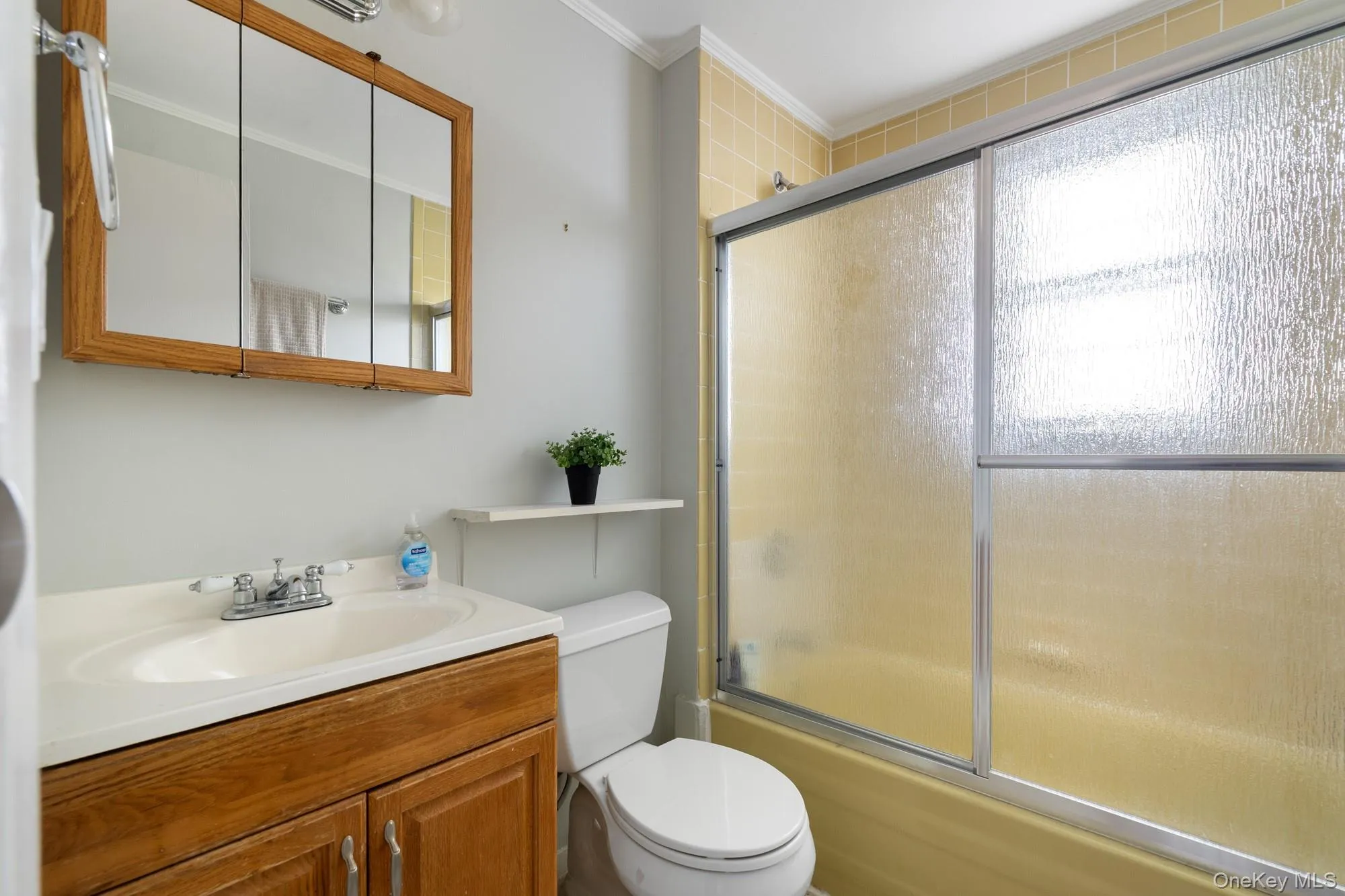 144 Nassau Avenue, West Babylon, NY, 4 Bedrooms Bedrooms, 9 Rooms Rooms,2 BathroomsBathrooms,Residential,For Rent,Nassau,0,1051714 144 Nassau Avenue, West Babylon, NY, 4 Bedrooms Bedrooms, 9 Rooms Rooms,2 BathroomsBathrooms,Residential,For Rent,Nassau,0,1051714