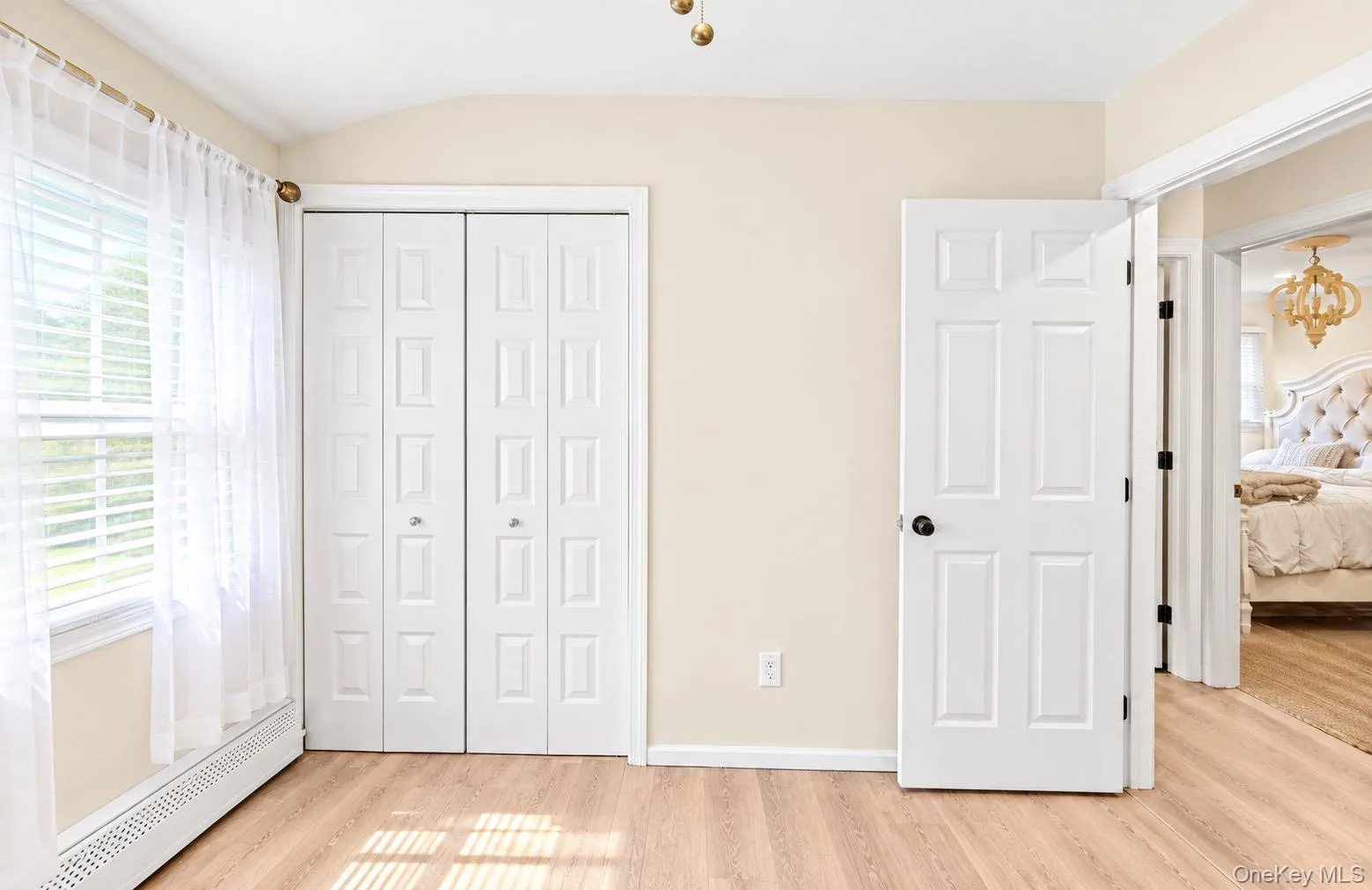 30 Marbeth Circle, Brookhaven, NY, 3 Bedrooms Bedrooms, 8 Rooms Rooms,1 BathroomBathrooms,Residential,For Rent,Marbeth,0,1051717 30 Marbeth Circle, Brookhaven, NY, 3 Bedrooms Bedrooms, 8 Rooms Rooms,1 BathroomBathrooms,Residential,For Rent,Marbeth,0,1051717