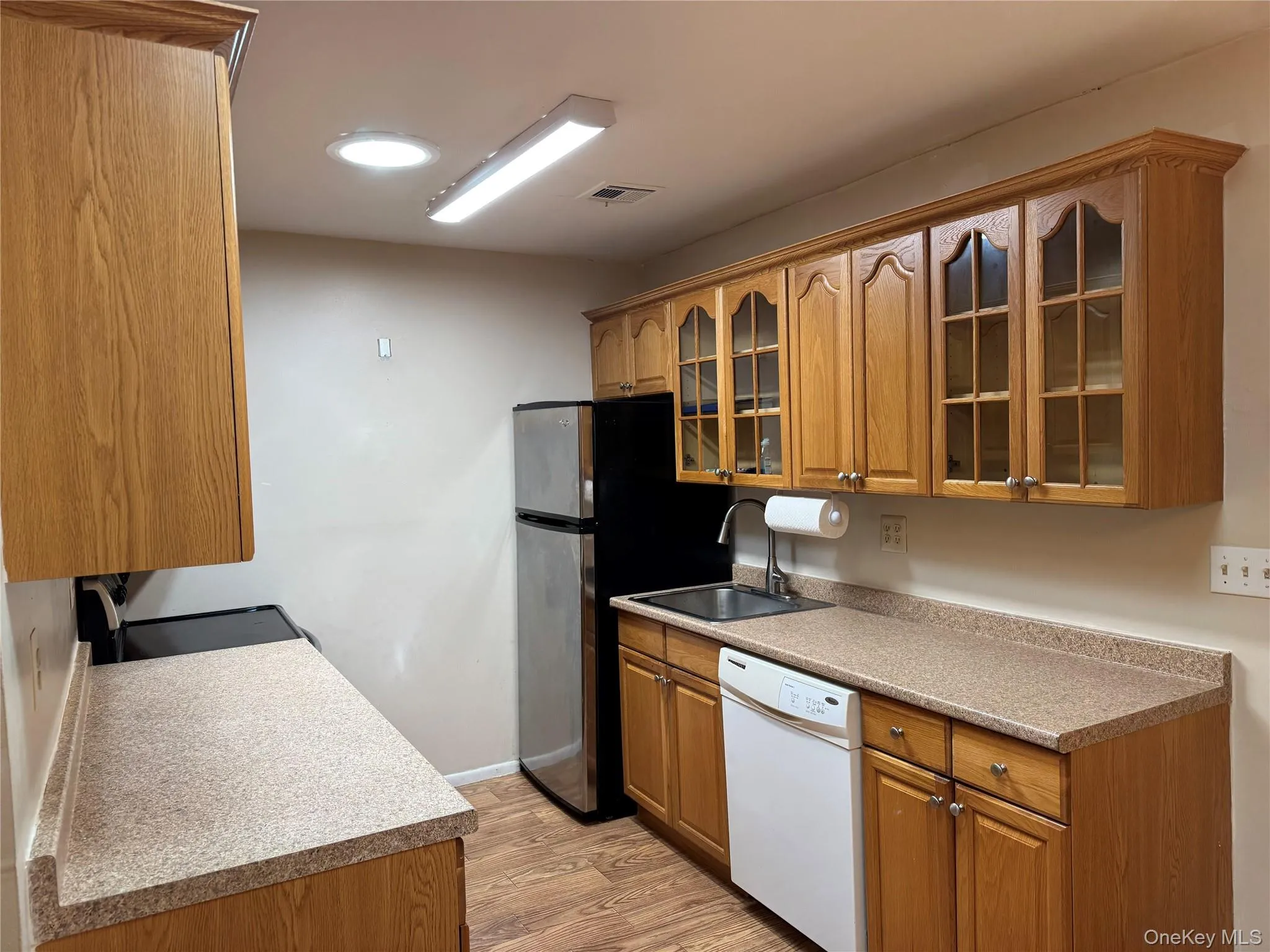 167 Ventry Court, Brookhaven, NY, 1 Bedroom Bedrooms, 4 Rooms Rooms,1 BathroomBathrooms,Residential,For Rent,Ventry,0,1051722 167 Ventry Court, Brookhaven, NY, 1 Bedroom Bedrooms, 4 Rooms Rooms,1 BathroomBathrooms,Residential,For Rent,Ventry,0,1051722