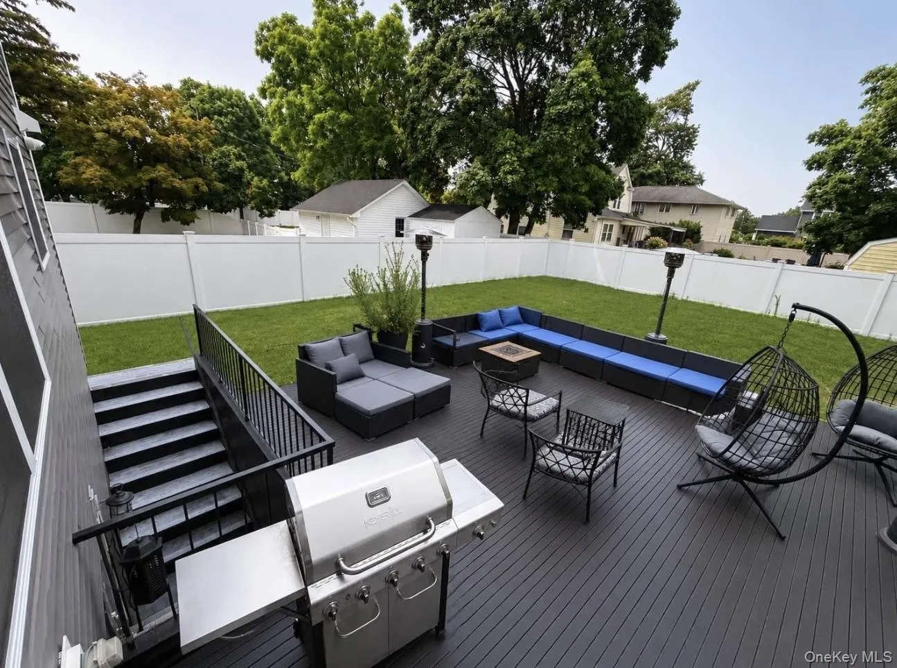 3 James Street, Oyster Bay, NY, 4 Bedrooms Bedrooms, 9 Rooms Rooms,2 BathroomsBathrooms,Residential,For Rent,James,0,1051723 3 James Street, Oyster Bay, NY, 4 Bedrooms Bedrooms, 9 Rooms Rooms,2 BathroomsBathrooms,Residential,For Rent,James,0,1051723
