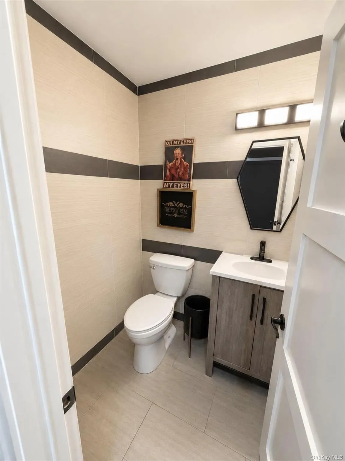 3 James Street, Oyster Bay, NY, 4 Bedrooms Bedrooms, 9 Rooms Rooms,2 BathroomsBathrooms,Residential,For Rent,James,0,1051723 3 James Street, Oyster Bay, NY, 4 Bedrooms Bedrooms, 9 Rooms Rooms,2 BathroomsBathrooms,Residential,For Rent,James,0,1051723