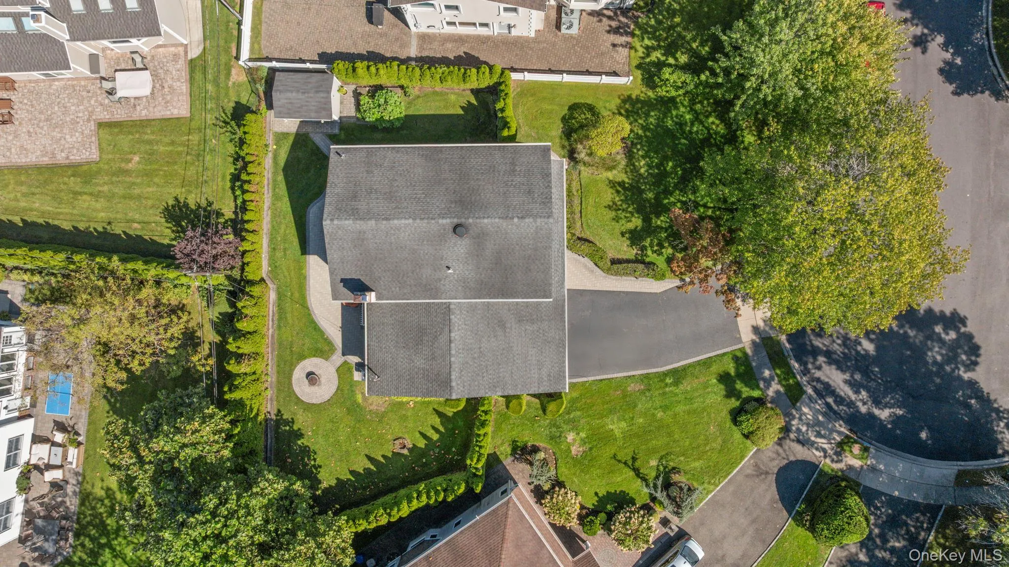 89 Brook Court, North Hempstead, NY, 4 Bedrooms Bedrooms, 7 Rooms Rooms,2 BathroomsBathrooms,Residential,For Rent,Brook,0,1051732 89 Brook Court, North Hempstead, NY, 4 Bedrooms Bedrooms, 7 Rooms Rooms,2 BathroomsBathrooms,Residential,For Rent,Brook,0,1051732