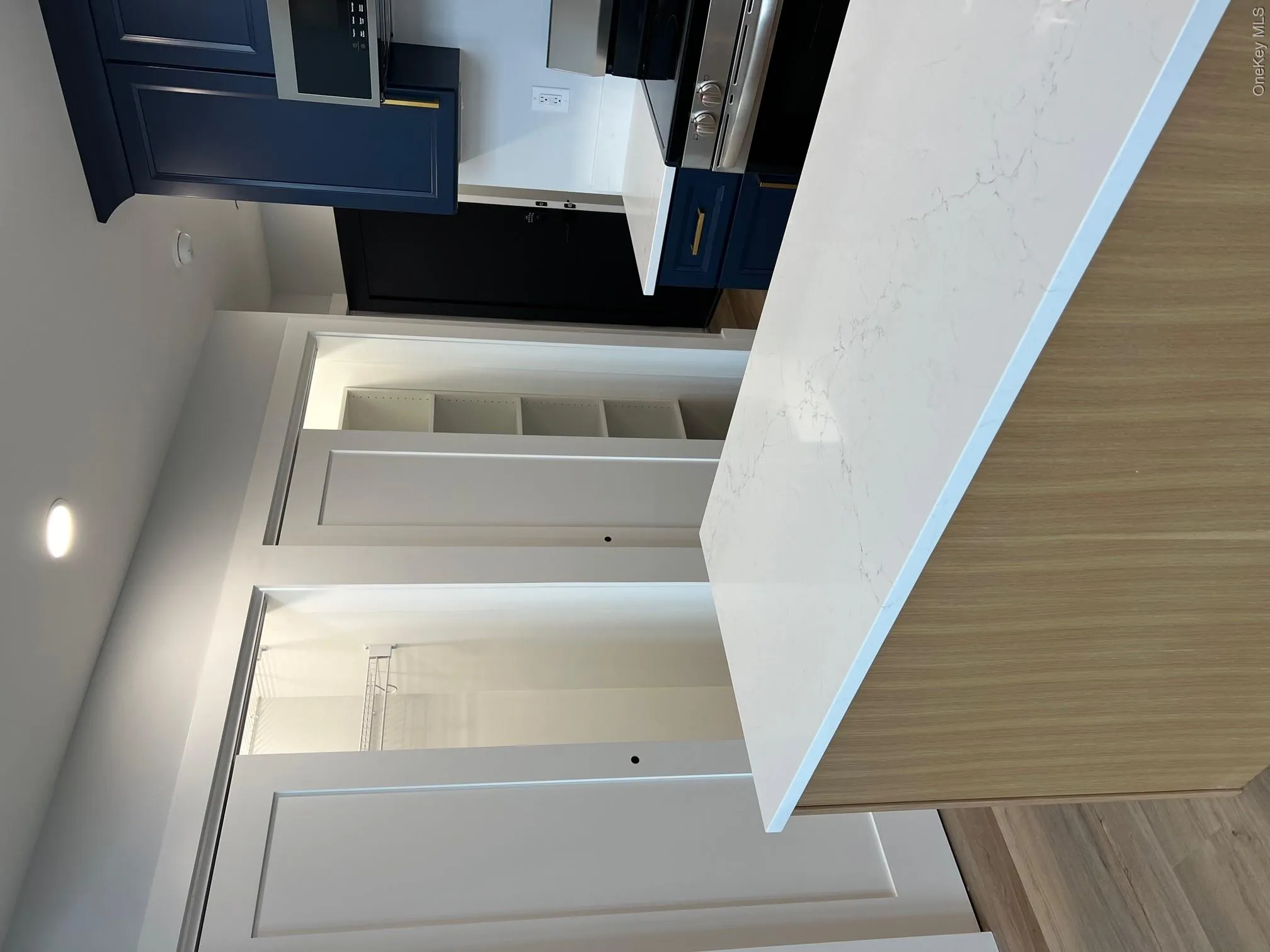 42 Main Street, Warwick (town), NY, 1 Bedroom Bedrooms, 3 Room Rooms,1 BathroomBathrooms,Residential Lease,For Rent,Main,0,1051733 42 Main Street, Warwick (town), NY, 1 Bedroom Bedrooms, 3 Room Rooms,1 BathroomBathrooms,Residential Lease,For Rent,Main,0,1051733