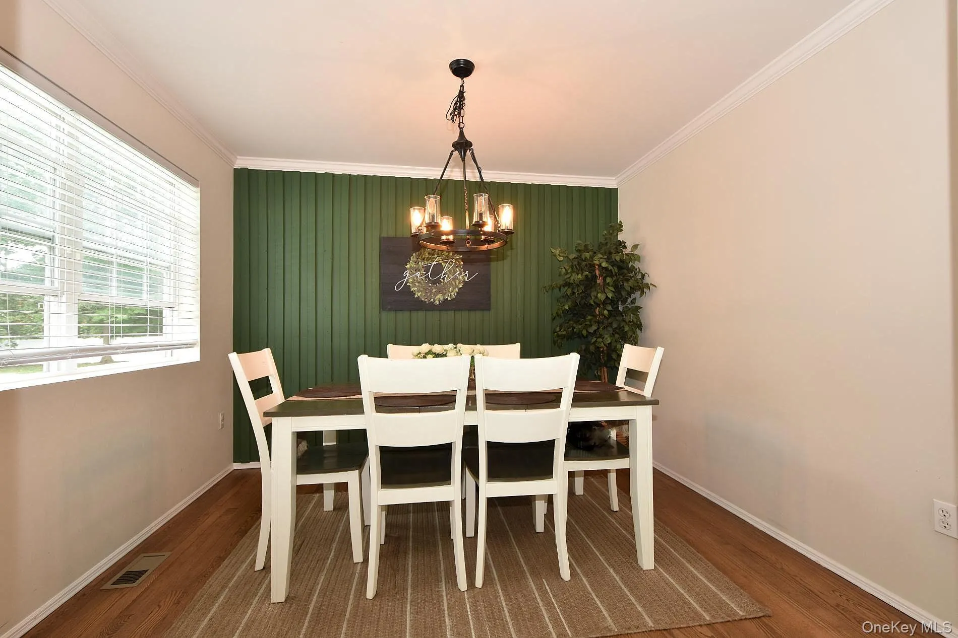 9 The Green, Brookhaven, NY, 3 Bedrooms Bedrooms, 6 Rooms Rooms,1 BathroomBathrooms,Residential,For Rent,The,0,1051741 9 The Green, Brookhaven, NY, 3 Bedrooms Bedrooms, 6 Rooms Rooms,1 BathroomBathrooms,Residential,For Rent,The,0,1051741