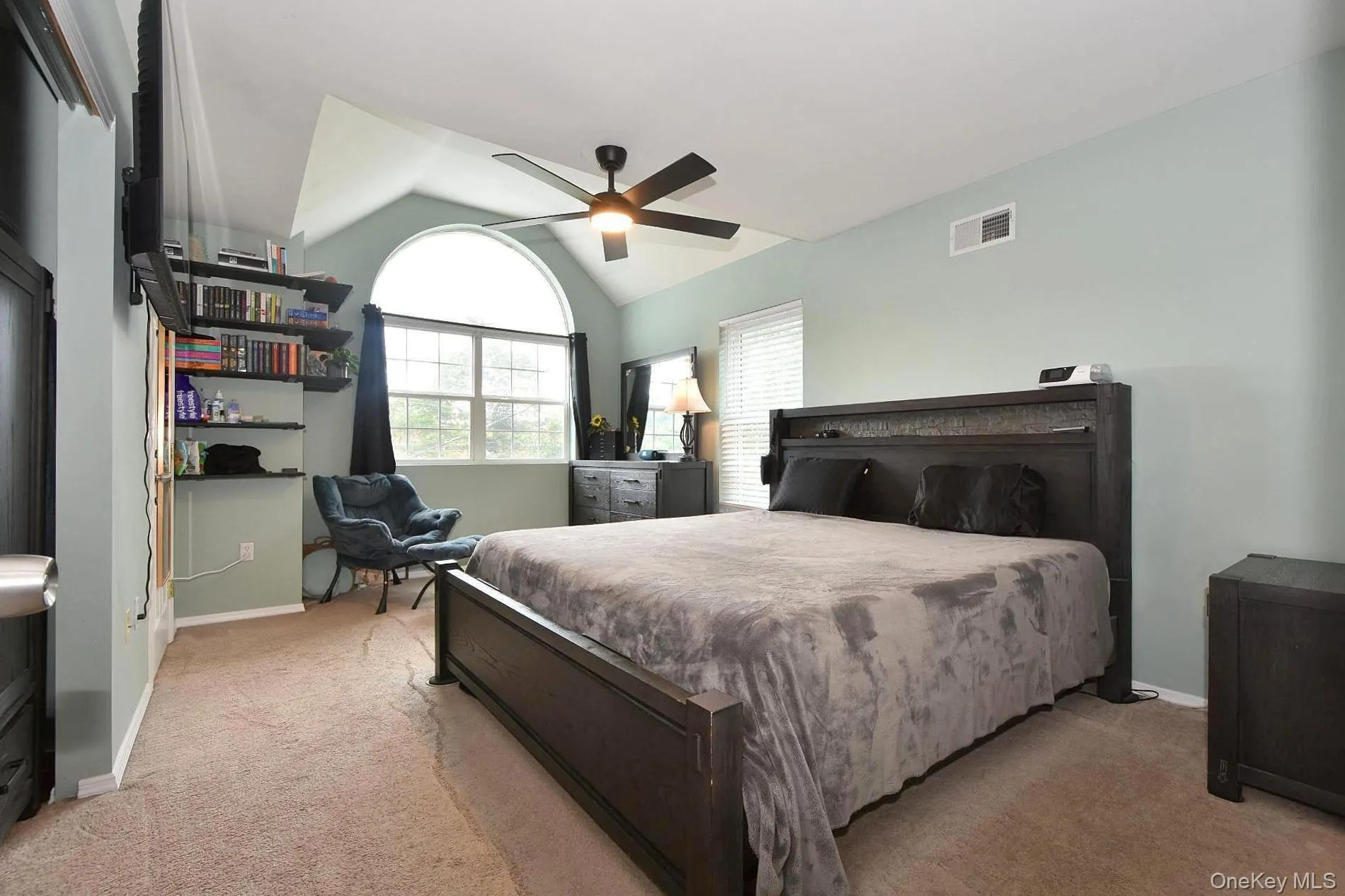 9 The Green, Brookhaven, NY, 3 Bedrooms Bedrooms, 6 Rooms Rooms,1 BathroomBathrooms,Residential,For Rent,The,0,1051741 9 The Green, Brookhaven, NY, 3 Bedrooms Bedrooms, 6 Rooms Rooms,1 BathroomBathrooms,Residential,For Rent,The,0,1051741