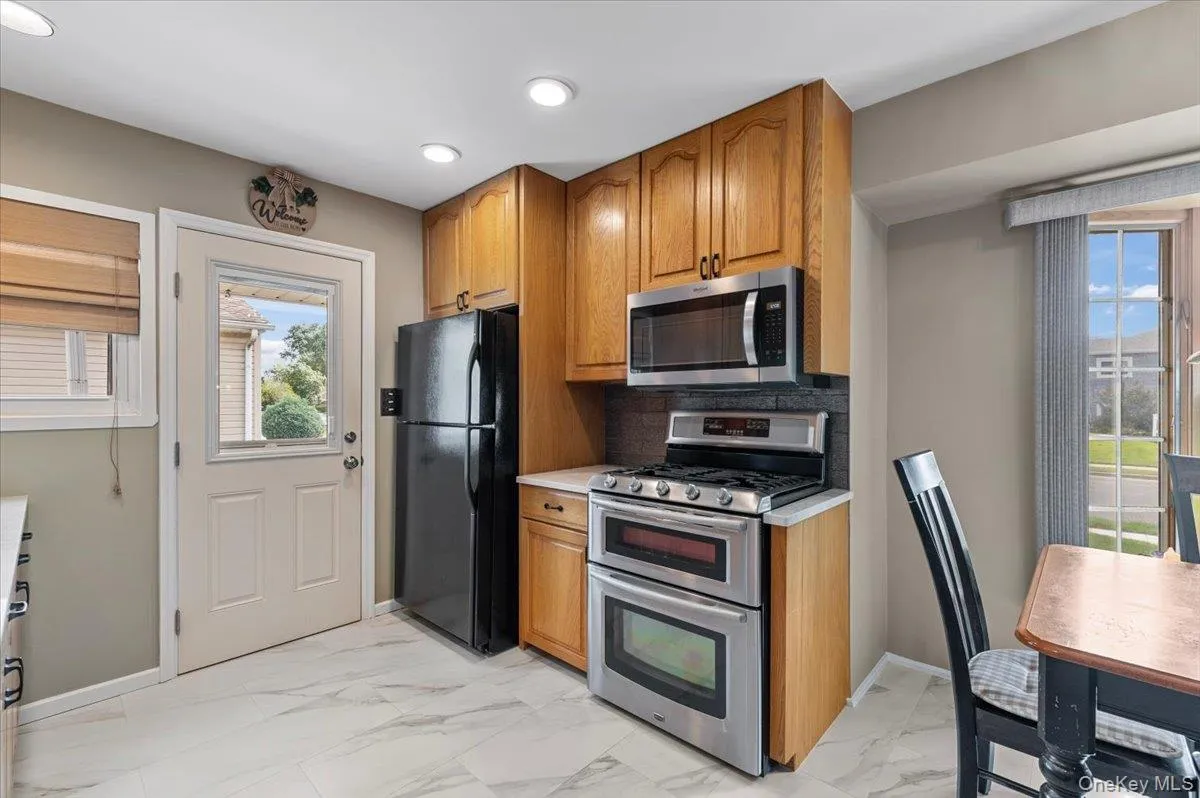 41 Cornell Lane, Oyster Bay, NY, 3 Bedrooms Bedrooms, 7 Rooms Rooms,1 BathroomBathrooms,Residential,For Rent,Cornell,0,1051750 41 Cornell Lane, Oyster Bay, NY, 3 Bedrooms Bedrooms, 7 Rooms Rooms,1 BathroomBathrooms,Residential,For Rent,Cornell,0,1051750