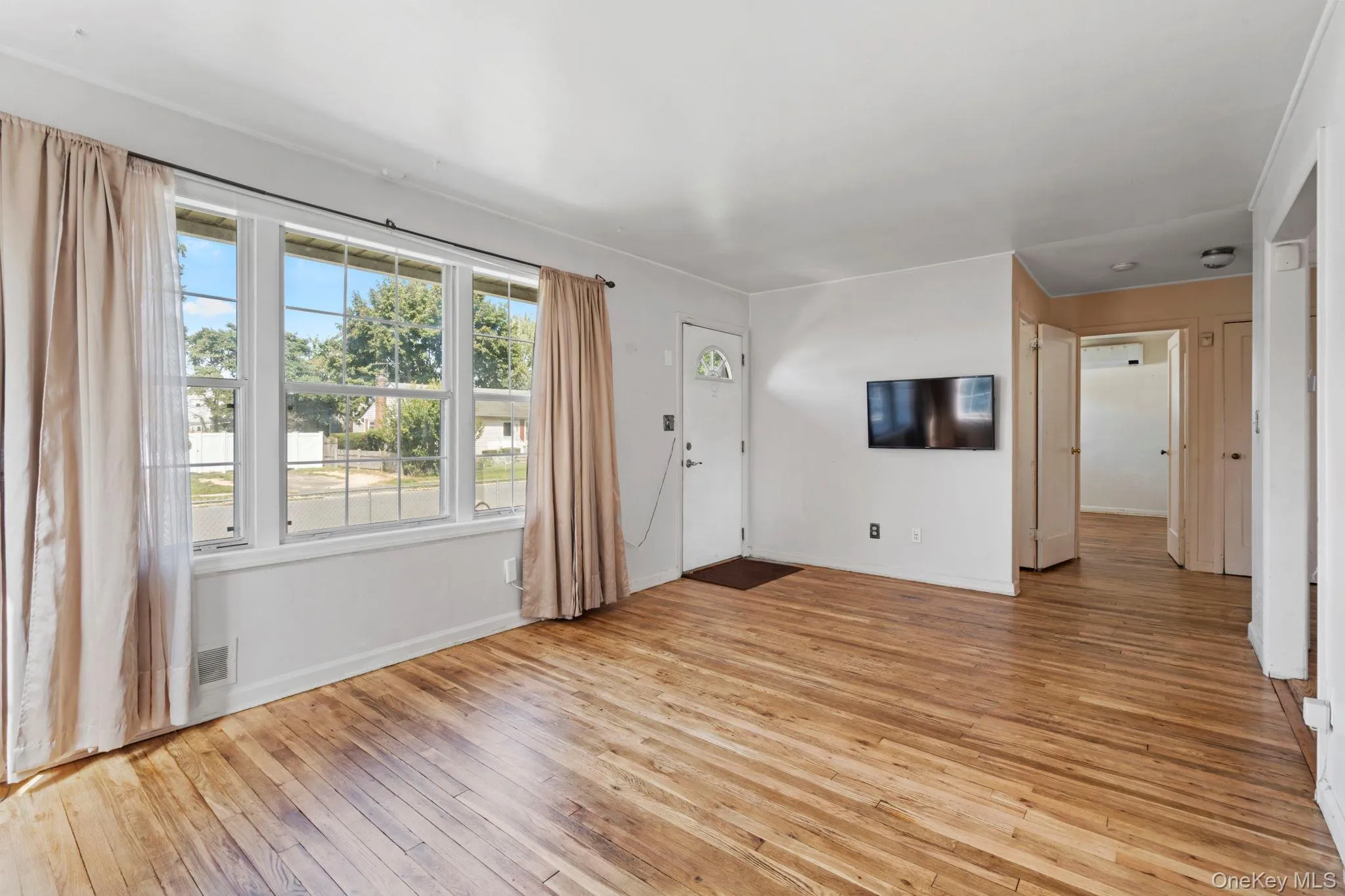 5 Prospect Street, Babylon, NY, 2 Bedrooms Bedrooms, 5 Rooms Rooms,2 BathroomsBathrooms,Residential,For Rent,Prospect,0,1051752 5 Prospect Street, Babylon, NY, 2 Bedrooms Bedrooms, 5 Rooms Rooms,2 BathroomsBathrooms,Residential,For Rent,Prospect,0,1051752