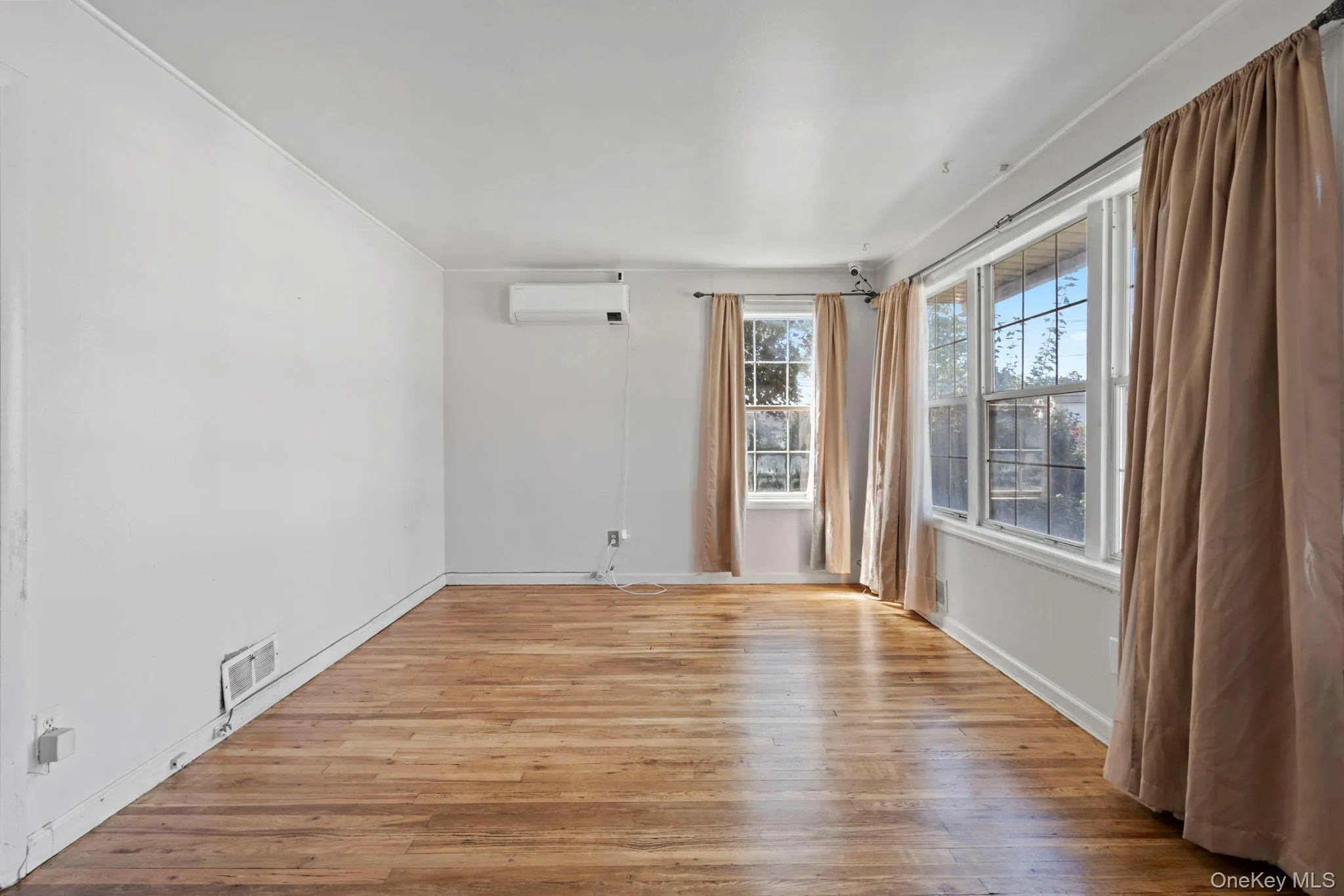 5 Prospect Street, Babylon, NY, 2 Bedrooms Bedrooms, 5 Rooms Rooms,2 BathroomsBathrooms,Residential,For Rent,Prospect,0,1051752 5 Prospect Street, Babylon, NY, 2 Bedrooms Bedrooms, 5 Rooms Rooms,2 BathroomsBathrooms,Residential,For Rent,Prospect,0,1051752