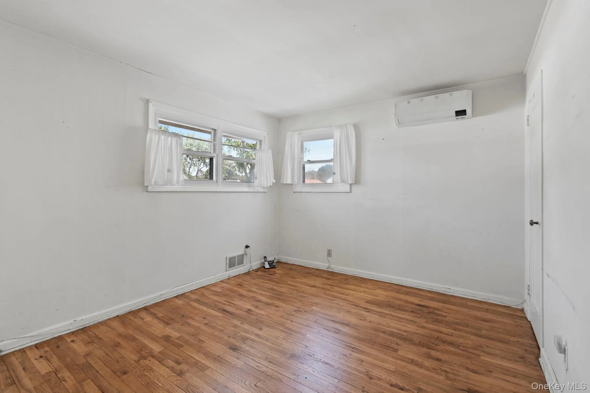 5 Prospect Street, Babylon, NY, 2 Bedrooms Bedrooms, 5 Rooms Rooms,2 BathroomsBathrooms,Residential,For Rent,Prospect,0,1051752 5 Prospect Street, Babylon, NY, 2 Bedrooms Bedrooms, 5 Rooms Rooms,2 BathroomsBathrooms,Residential,For Rent,Prospect,0,1051752