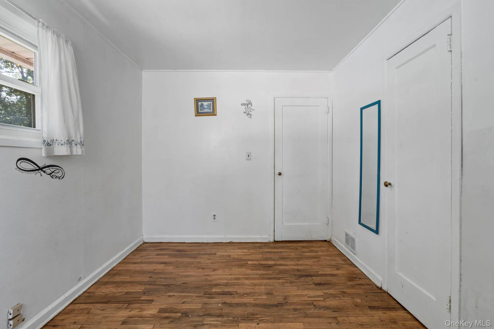 5 Prospect Street, Babylon, NY, 2 Bedrooms Bedrooms, 5 Rooms Rooms,2 BathroomsBathrooms,Residential,For Rent,Prospect,0,1051752 5 Prospect Street, Babylon, NY, 2 Bedrooms Bedrooms, 5 Rooms Rooms,2 BathroomsBathrooms,Residential,For Rent,Prospect,0,1051752