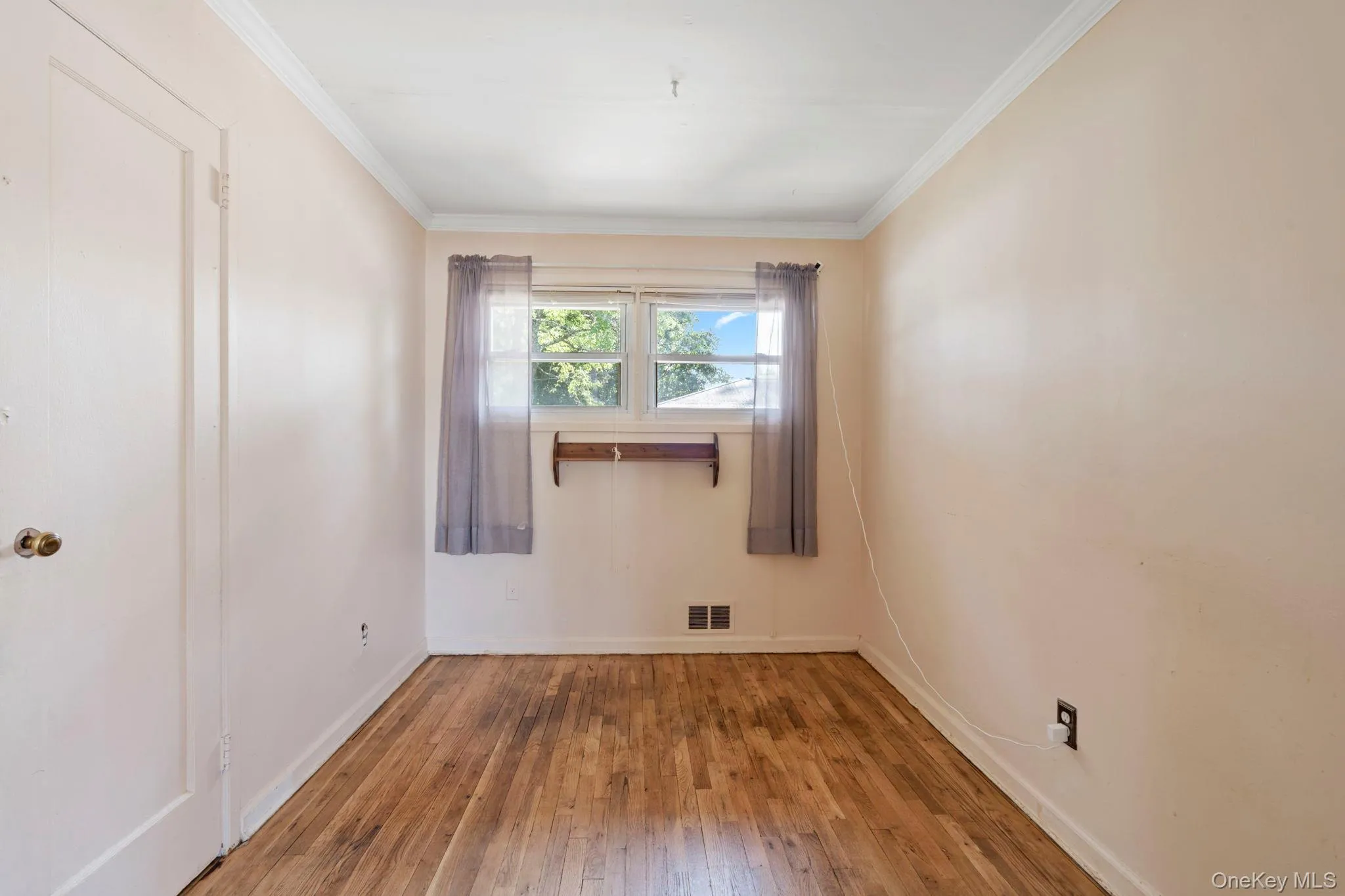 5 Prospect Street, Babylon, NY, 2 Bedrooms Bedrooms, 5 Rooms Rooms,2 BathroomsBathrooms,Residential,For Rent,Prospect,0,1051752 5 Prospect Street, Babylon, NY, 2 Bedrooms Bedrooms, 5 Rooms Rooms,2 BathroomsBathrooms,Residential,For Rent,Prospect,0,1051752