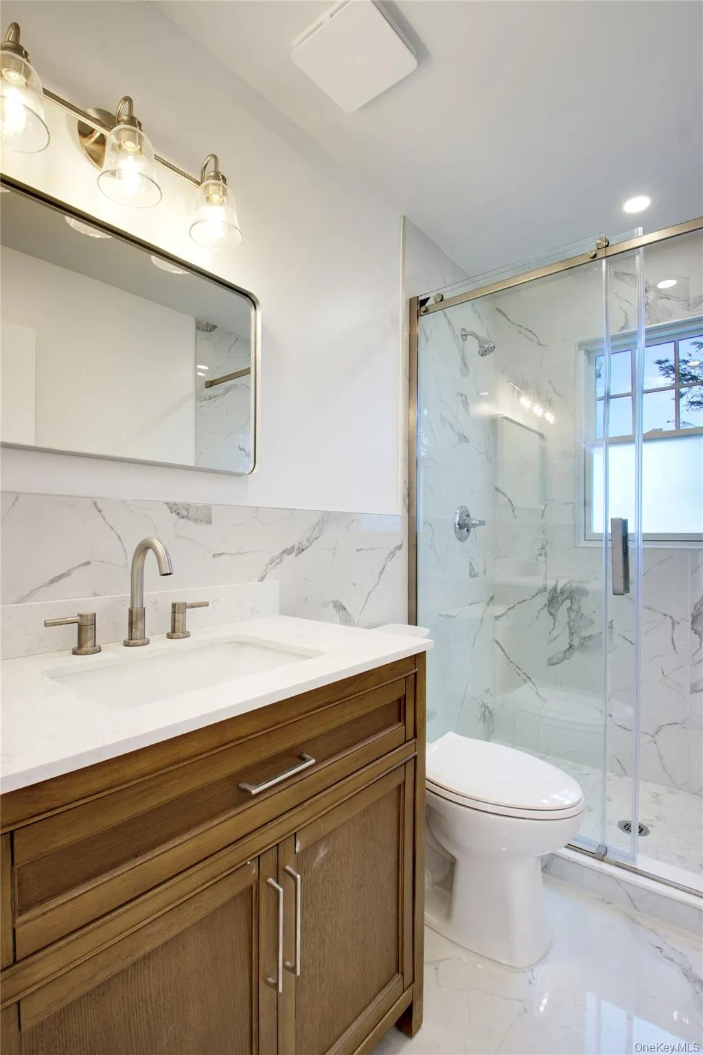 48 Linwood, North Hempstead, NY, 2 Bedrooms Bedrooms, 7 Rooms Rooms,3 BathroomsBathrooms,Residential Lease,For Rent,Linwood,0,1051759 48 Linwood, North Hempstead, NY, 2 Bedrooms Bedrooms, 7 Rooms Rooms,3 BathroomsBathrooms,Residential Lease,For Rent,Linwood,0,1051759