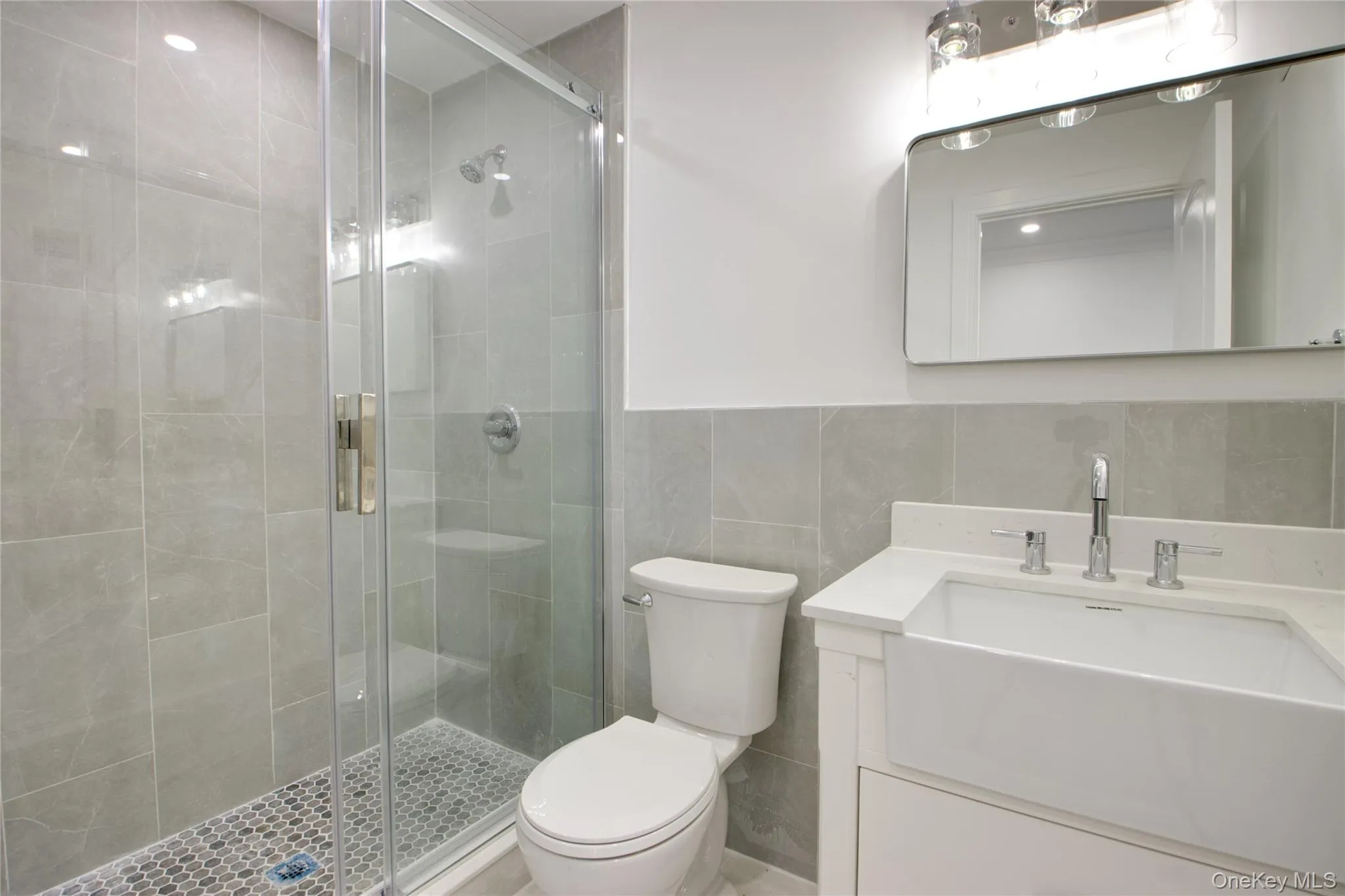 48 Linwood, North Hempstead, NY, 2 Bedrooms Bedrooms, 7 Rooms Rooms,3 BathroomsBathrooms,Residential Lease,For Rent,Linwood,0,1051759 48 Linwood, North Hempstead, NY, 2 Bedrooms Bedrooms, 7 Rooms Rooms,3 BathroomsBathrooms,Residential Lease,For Rent,Linwood,0,1051759