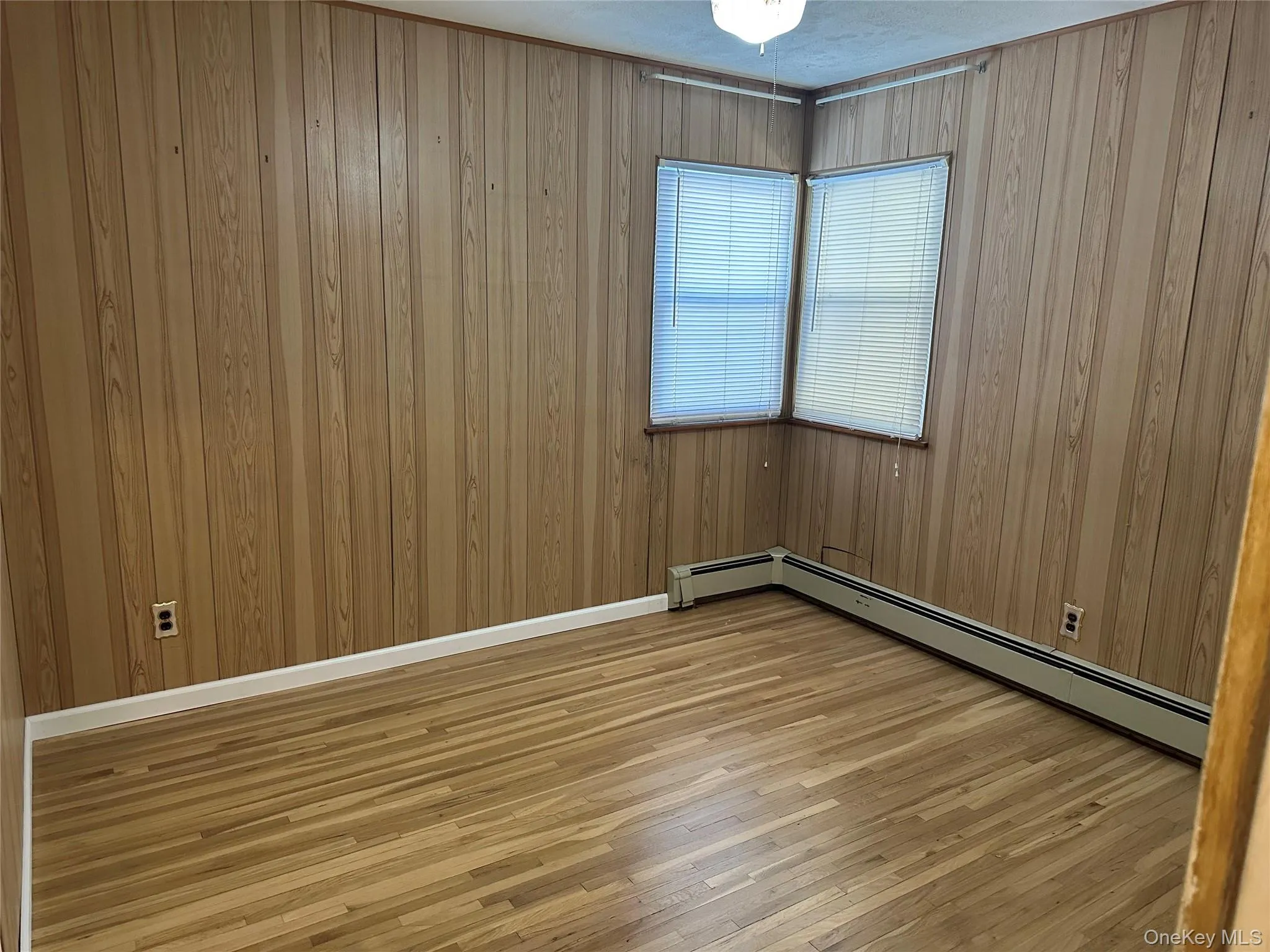 1966 Marion Drive, Hempstead, NY, 4 Bedrooms Bedrooms, 8 Rooms Rooms,2 BathroomsBathrooms,Residential,For Rent,Marion,0,1051761 1966 Marion Drive, Hempstead, NY, 4 Bedrooms Bedrooms, 8 Rooms Rooms,2 BathroomsBathrooms,Residential,For Rent,Marion,0,1051761