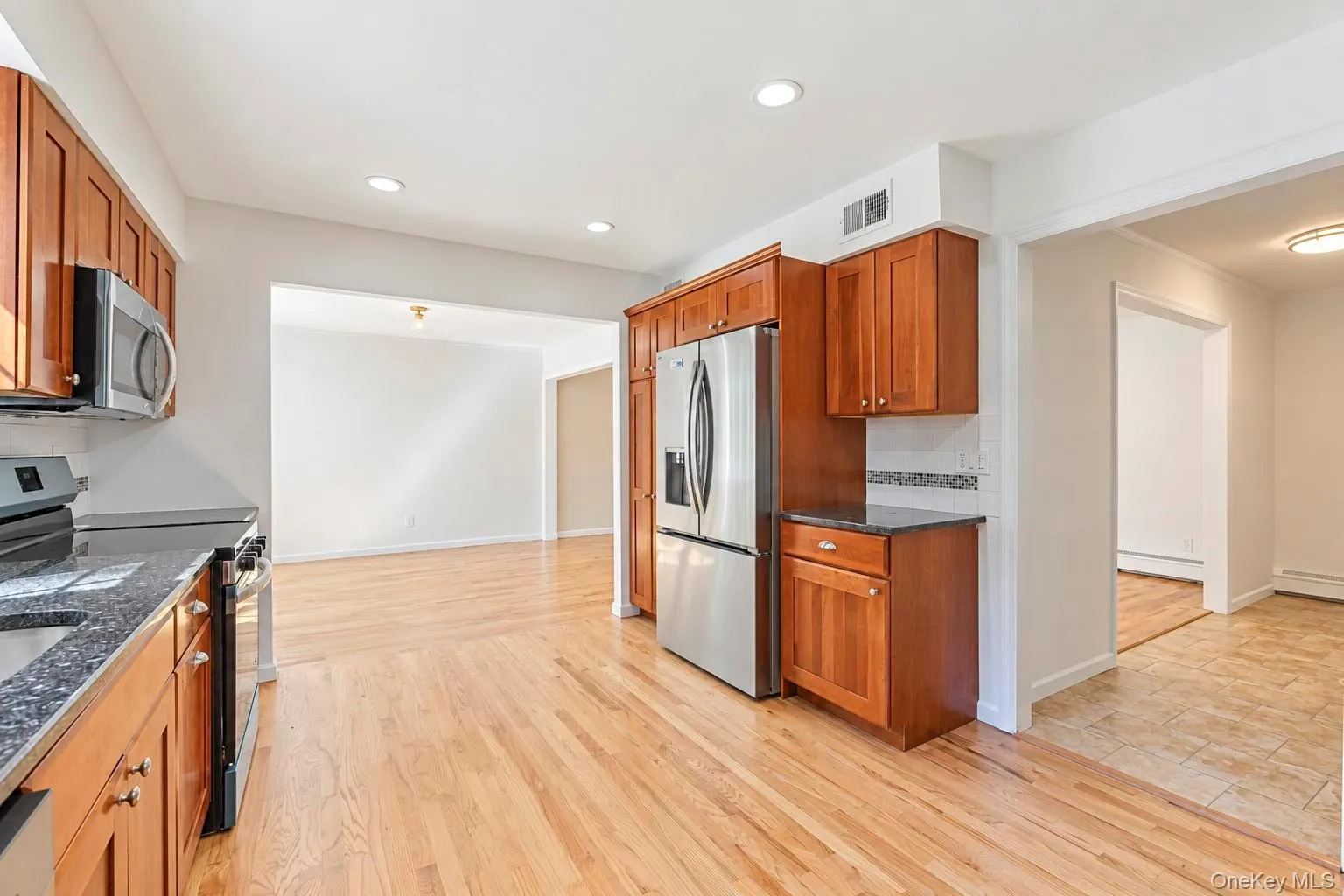 284 Marlin Street, Huntington, NY, 4 Bedrooms Bedrooms, 9 Rooms Rooms,2 BathroomsBathrooms,Residential,For Rent,Marlin Street,0,1051763 284 Marlin Street, Huntington, NY, 4 Bedrooms Bedrooms, 9 Rooms Rooms,2 BathroomsBathrooms,Residential,For Rent,Marlin Street,0,1051763