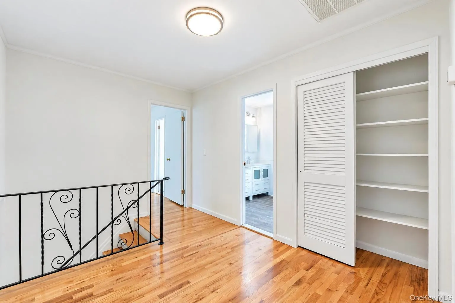 284 Marlin Street, Huntington, NY, 4 Bedrooms Bedrooms, 9 Rooms Rooms,2 BathroomsBathrooms,Residential,For Rent,Marlin Street,0,1051763 284 Marlin Street, Huntington, NY, 4 Bedrooms Bedrooms, 9 Rooms Rooms,2 BathroomsBathrooms,Residential,For Rent,Marlin Street,0,1051763