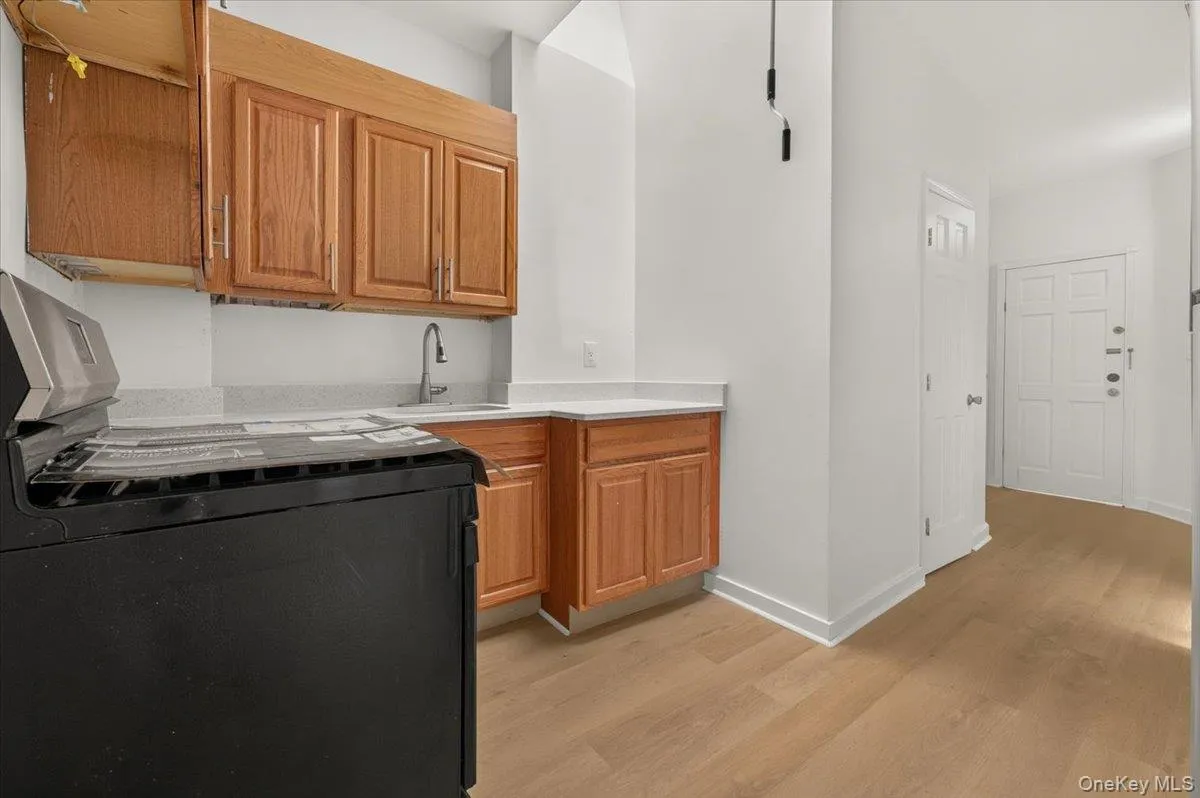 458 Drew, New York, NY, 2 Bedroom Bedrooms, 5 Room Rooms,1 BathroomBathrooms,Residential Lease,For Rent,Drew,0,1051766 458 Drew, New York, NY, 2 Bedroom Bedrooms, 5 Room Rooms,1 BathroomBathrooms,Residential Lease,For Rent,Drew,0,1051766