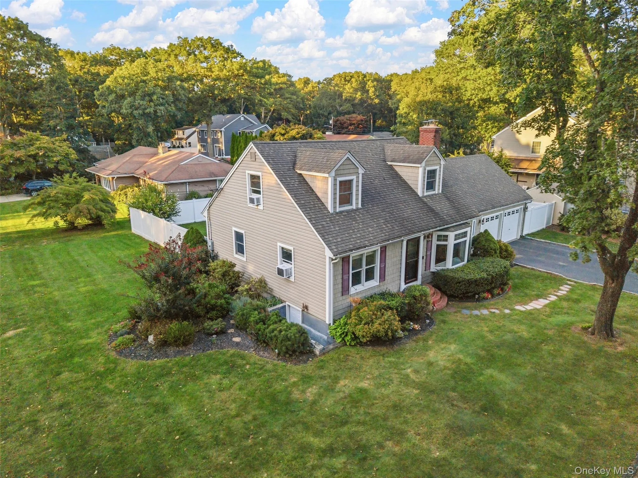 225 Harrison Avenue, Brookhaven, NY, 3 Bedrooms Bedrooms, 7 Rooms Rooms,2 BathroomsBathrooms,Residential,For Rent,Harrison,0,1051768 225 Harrison Avenue, Brookhaven, NY, 3 Bedrooms Bedrooms, 7 Rooms Rooms,2 BathroomsBathrooms,Residential,For Rent,Harrison,0,1051768