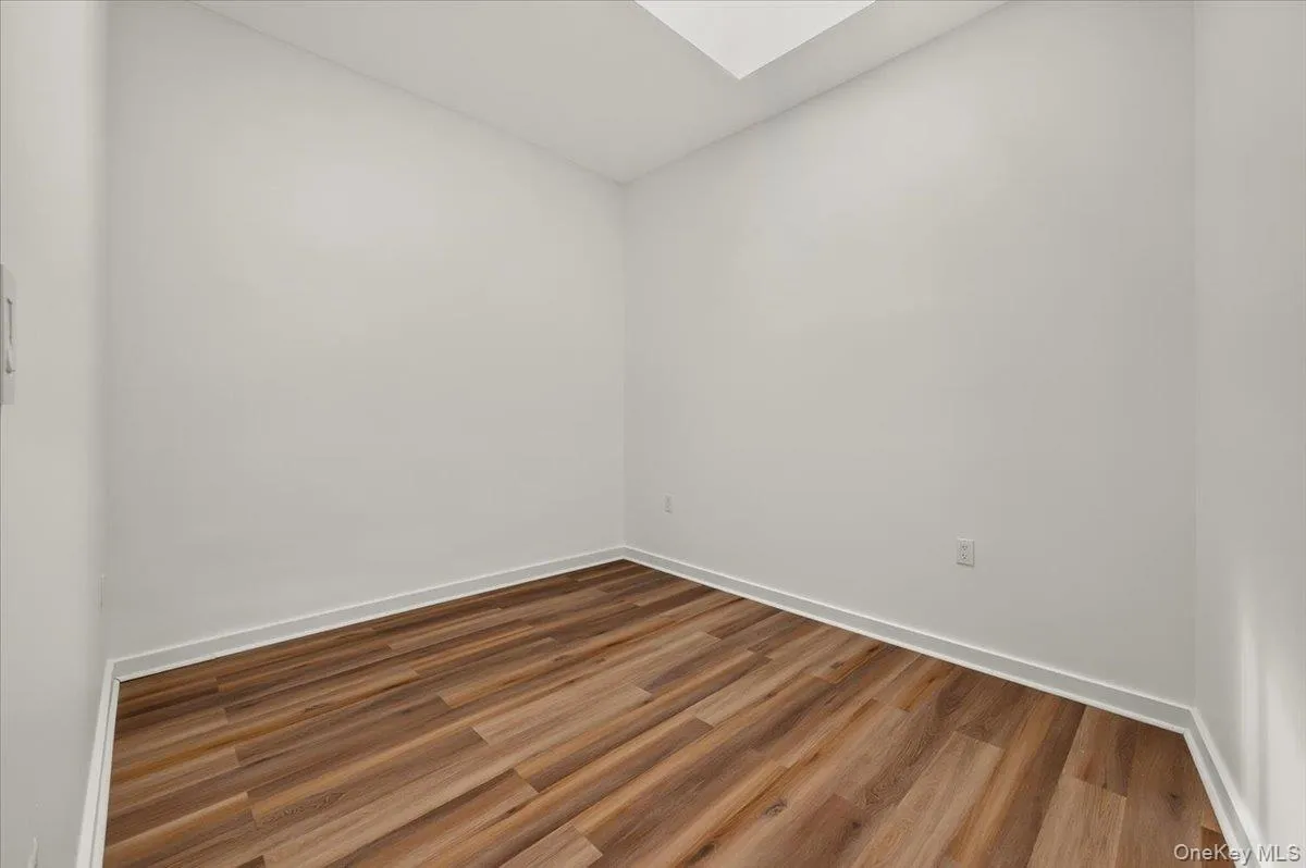 458 Drew, New York, NY, 2 Bedroom Bedrooms, 5 Room Rooms,1 BathroomBathrooms,Residential Lease,For Rent,Drew,0,1051769 458 Drew, New York, NY, 2 Bedroom Bedrooms, 5 Room Rooms,1 BathroomBathrooms,Residential Lease,For Rent,Drew,0,1051769