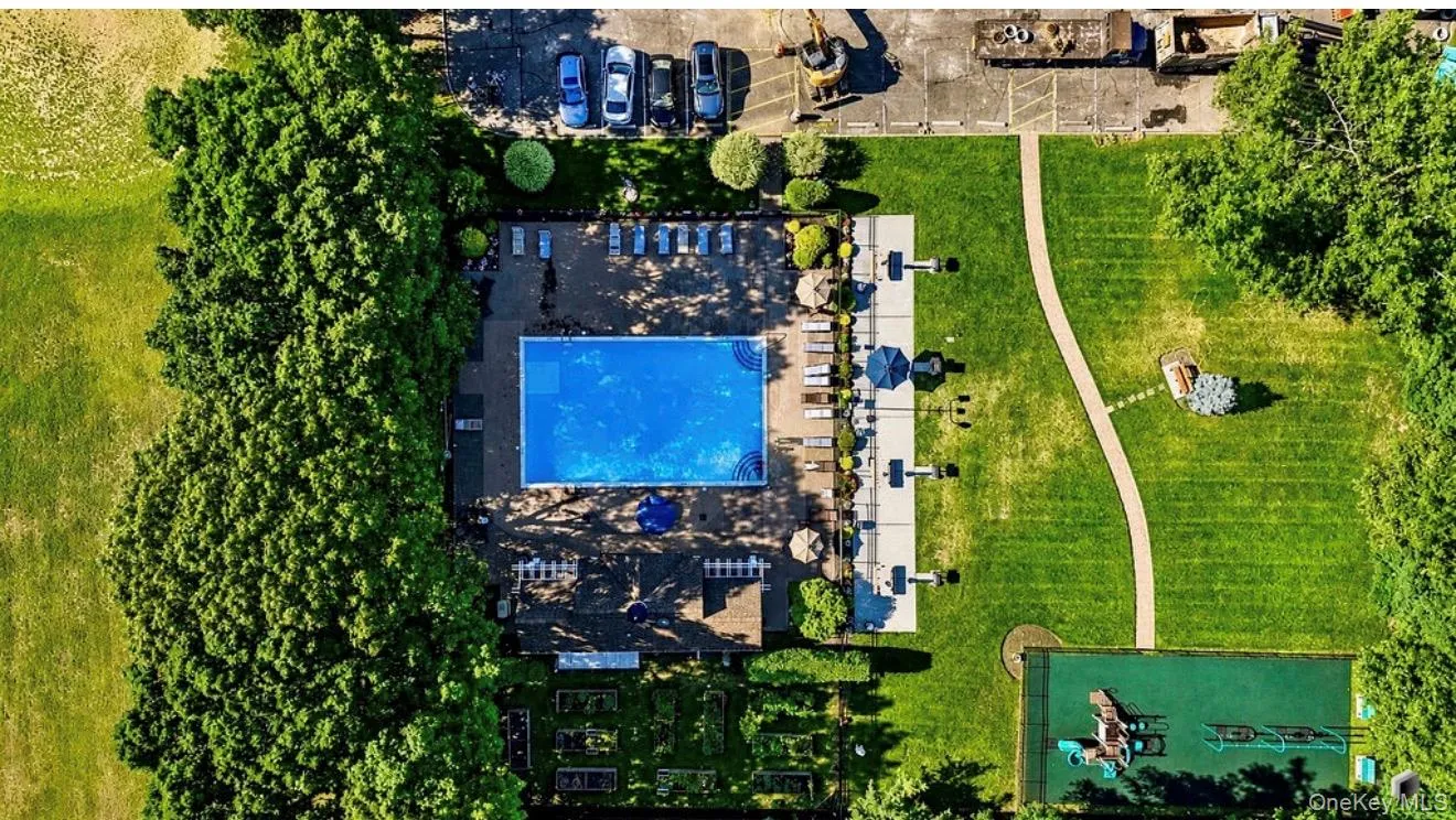 460 Old Town Road, Brookhaven, NY, 3 Bedrooms Bedrooms, 5 Rooms Rooms,2 BathroomsBathrooms,Residential,For Rent,Old Town,0,1051775 460 Old Town Road, Brookhaven, NY, 3 Bedrooms Bedrooms, 5 Rooms Rooms,2 BathroomsBathrooms,Residential,For Rent,Old Town,0,1051775