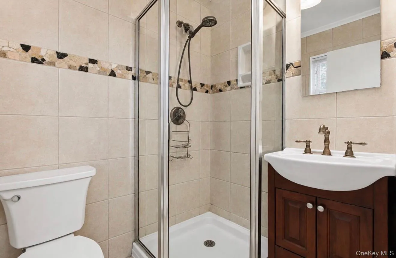 460 Old Town Road, Brookhaven, NY, 3 Bedrooms Bedrooms, 5 Rooms Rooms,2 BathroomsBathrooms,Residential,For Rent,Old Town,0,1051775 460 Old Town Road, Brookhaven, NY, 3 Bedrooms Bedrooms, 5 Rooms Rooms,2 BathroomsBathrooms,Residential,For Rent,Old Town,0,1051775