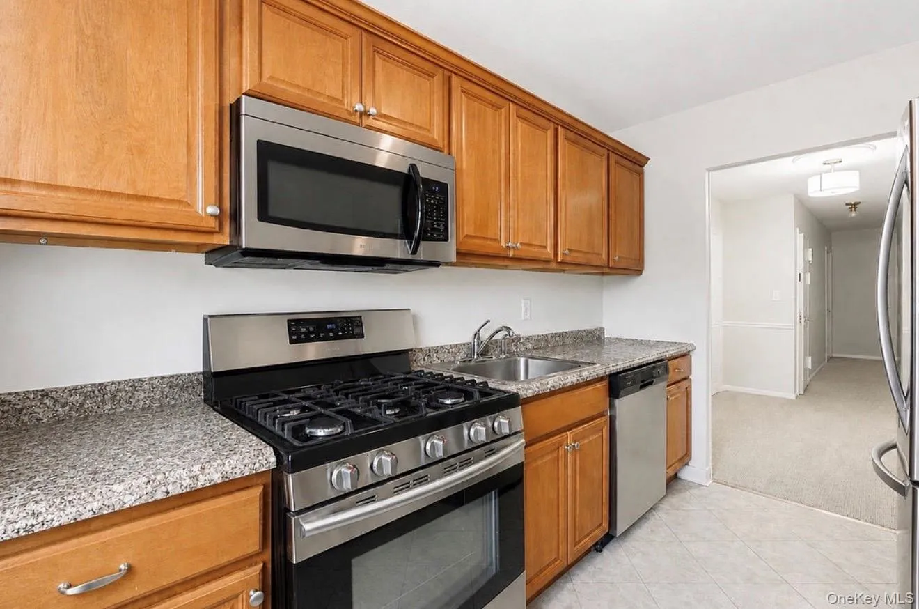 460 Old Town Road, Brookhaven, NY, 3 Bedrooms Bedrooms, 5 Rooms Rooms,2 BathroomsBathrooms,Residential,For Rent,Old Town,0,1051775 460 Old Town Road, Brookhaven, NY, 3 Bedrooms Bedrooms, 5 Rooms Rooms,2 BathroomsBathrooms,Residential,For Rent,Old Town,0,1051775