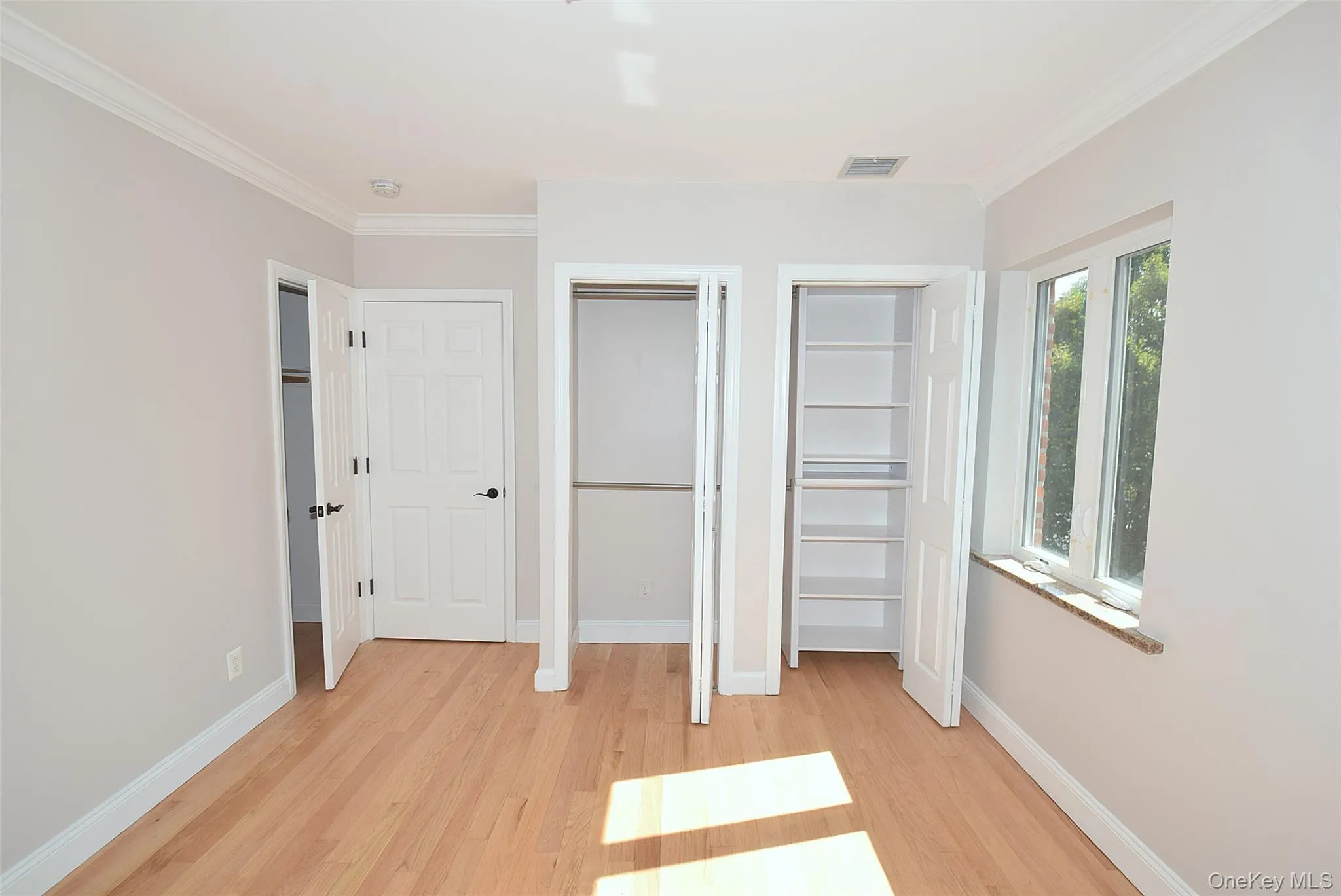 7376 197th Street, New York, NY, 2 Bedrooms Bedrooms, 5 Rooms Rooms,1 BathroomBathrooms,Residential Lease,For Rent,197th,0,1051776 7376 197th Street, New York, NY, 2 Bedrooms Bedrooms, 5 Rooms Rooms,1 BathroomBathrooms,Residential Lease,For Rent,197th,0,1051776