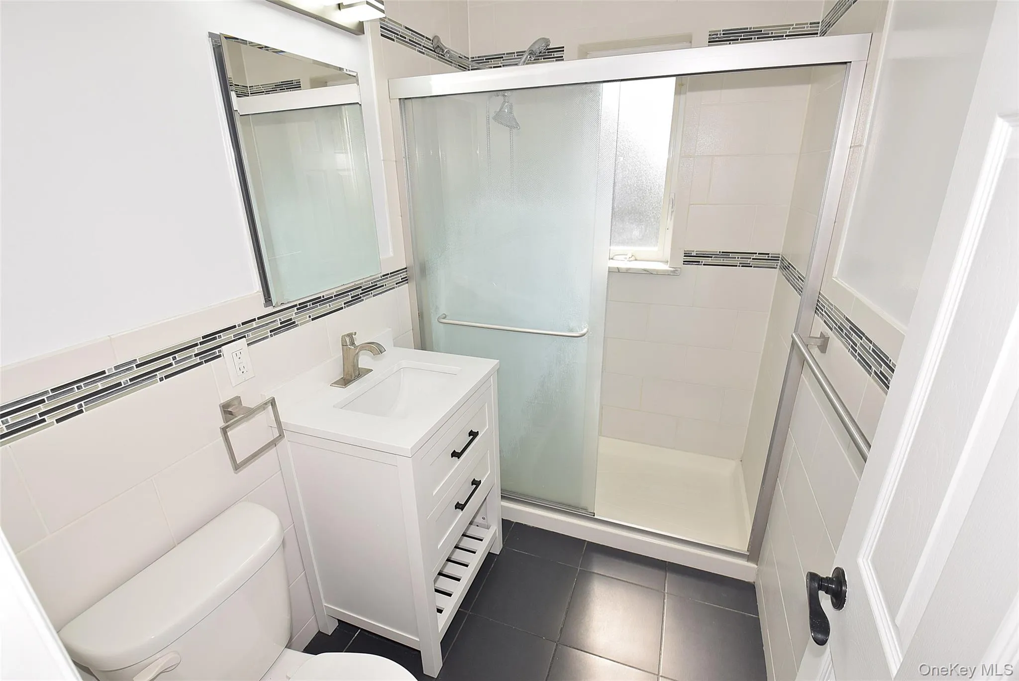 7376 197th Street, New York, NY, 2 Bedrooms Bedrooms, 5 Rooms Rooms,1 BathroomBathrooms,Residential Lease,For Rent,197th,0,1051776 7376 197th Street, New York, NY, 2 Bedrooms Bedrooms, 5 Rooms Rooms,1 BathroomBathrooms,Residential Lease,For Rent,197th,0,1051776