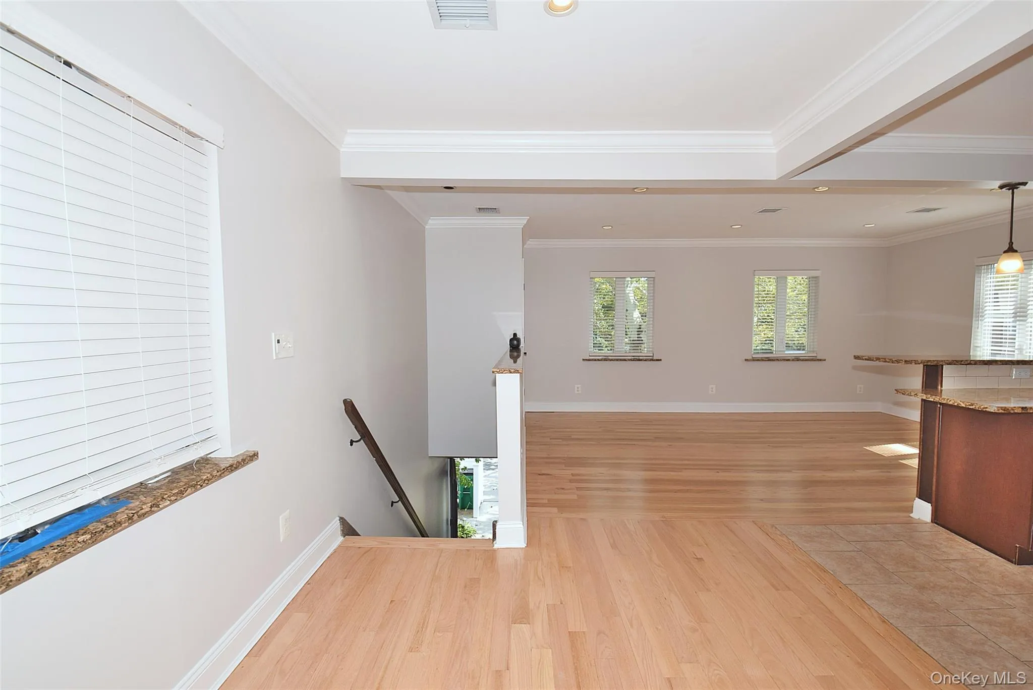 7376 197th Street, New York, NY, 2 Bedrooms Bedrooms, 5 Rooms Rooms,1 BathroomBathrooms,Residential Lease,For Rent,197th,0,1051776 7376 197th Street, New York, NY, 2 Bedrooms Bedrooms, 5 Rooms Rooms,1 BathroomBathrooms,Residential Lease,For Rent,197th,0,1051776