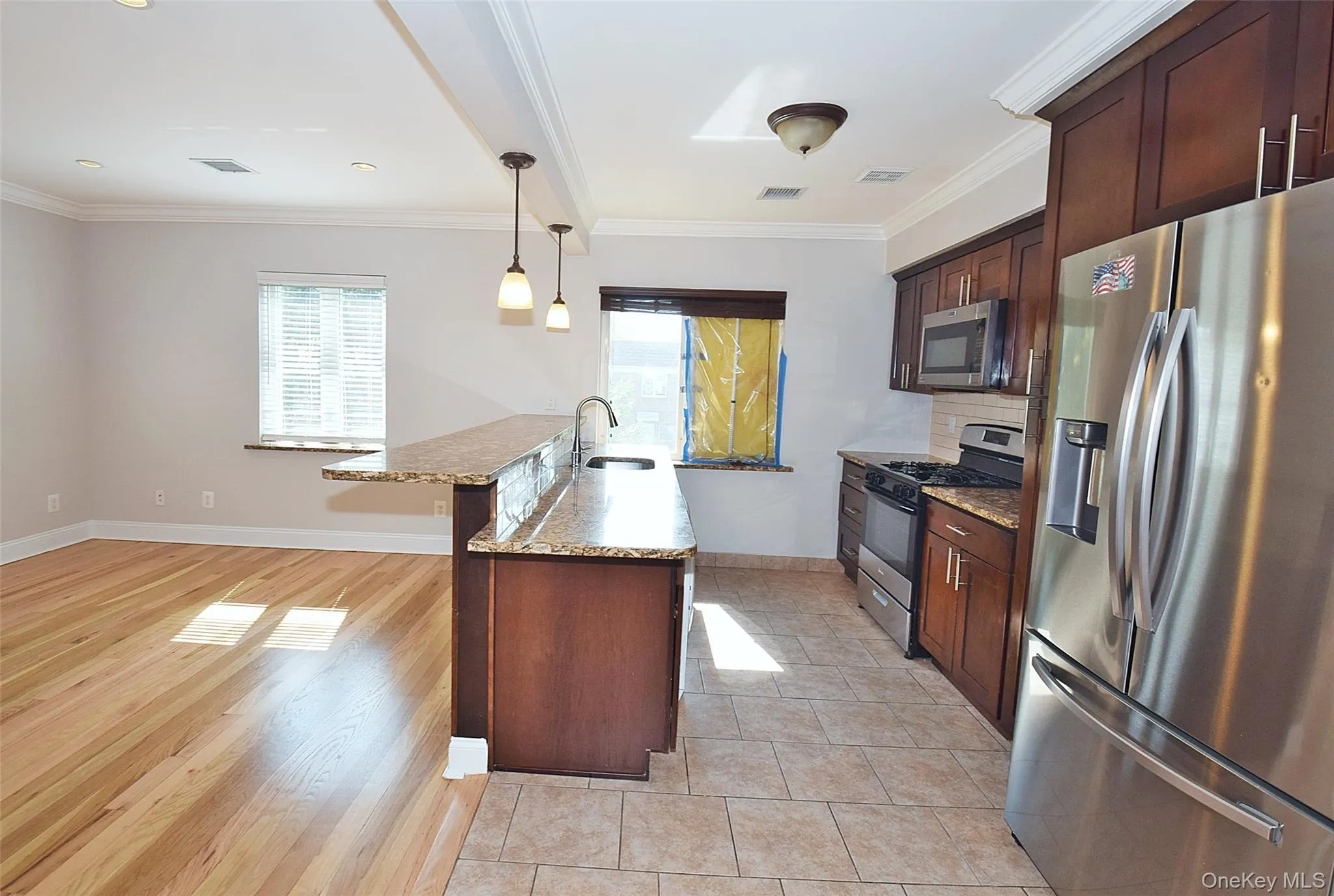 7376 197th Street, New York, NY, 2 Bedrooms Bedrooms, 5 Rooms Rooms,1 BathroomBathrooms,Residential Lease,For Rent,197th,0,1051776 7376 197th Street, New York, NY, 2 Bedrooms Bedrooms, 5 Rooms Rooms,1 BathroomBathrooms,Residential Lease,For Rent,197th,0,1051776