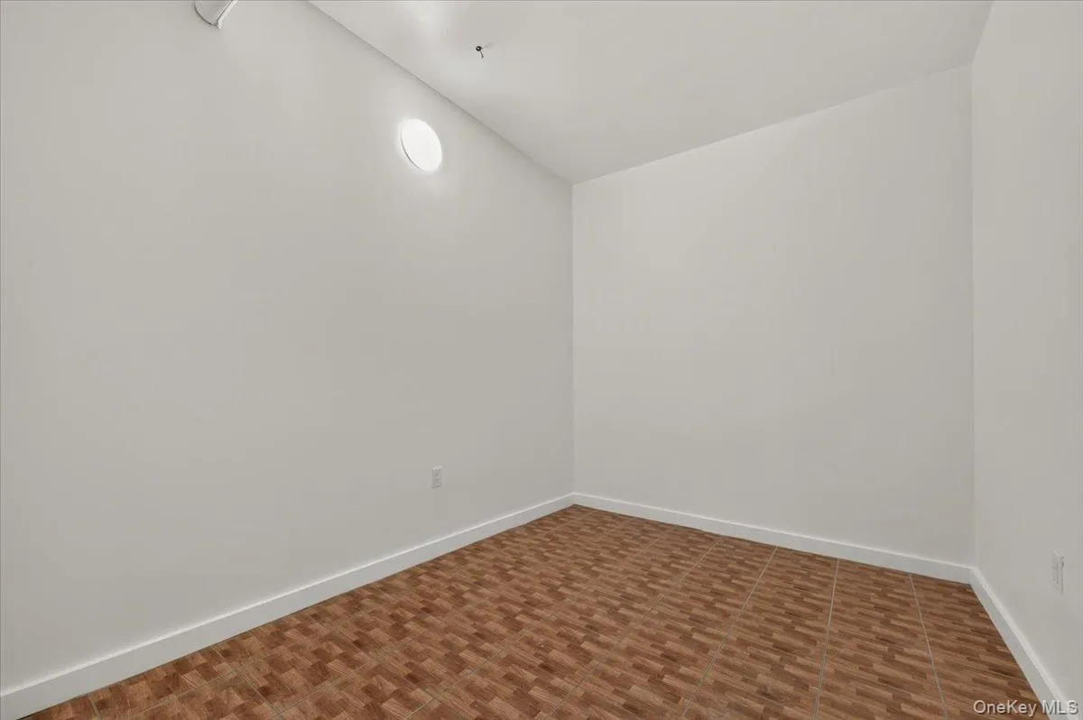 458 Drew, New York, NY, 3 Bedroom Bedrooms, 6 Room Rooms,1 BathroomBathrooms,Residential Lease,For Rent,Drew,0,1051777 458 Drew, New York, NY, 3 Bedroom Bedrooms, 6 Room Rooms,1 BathroomBathrooms,Residential Lease,For Rent,Drew,0,1051777