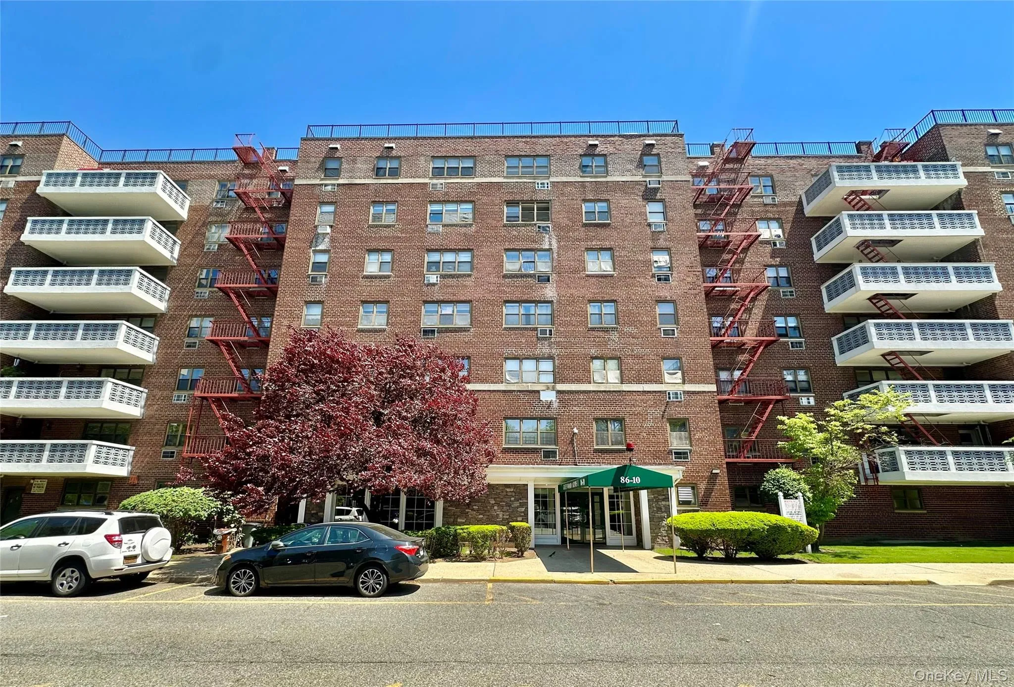 85-10 151st Avenue, New York, NY, 1 Bedroom Bedrooms, 4 Rooms Rooms,1 BathroomBathrooms,Residential,For Rent,151st,0,1051778 85-10 151st Avenue, New York, NY, 1 Bedroom Bedrooms, 4 Rooms Rooms,1 BathroomBathrooms,Residential,For Rent,151st,0,1051778