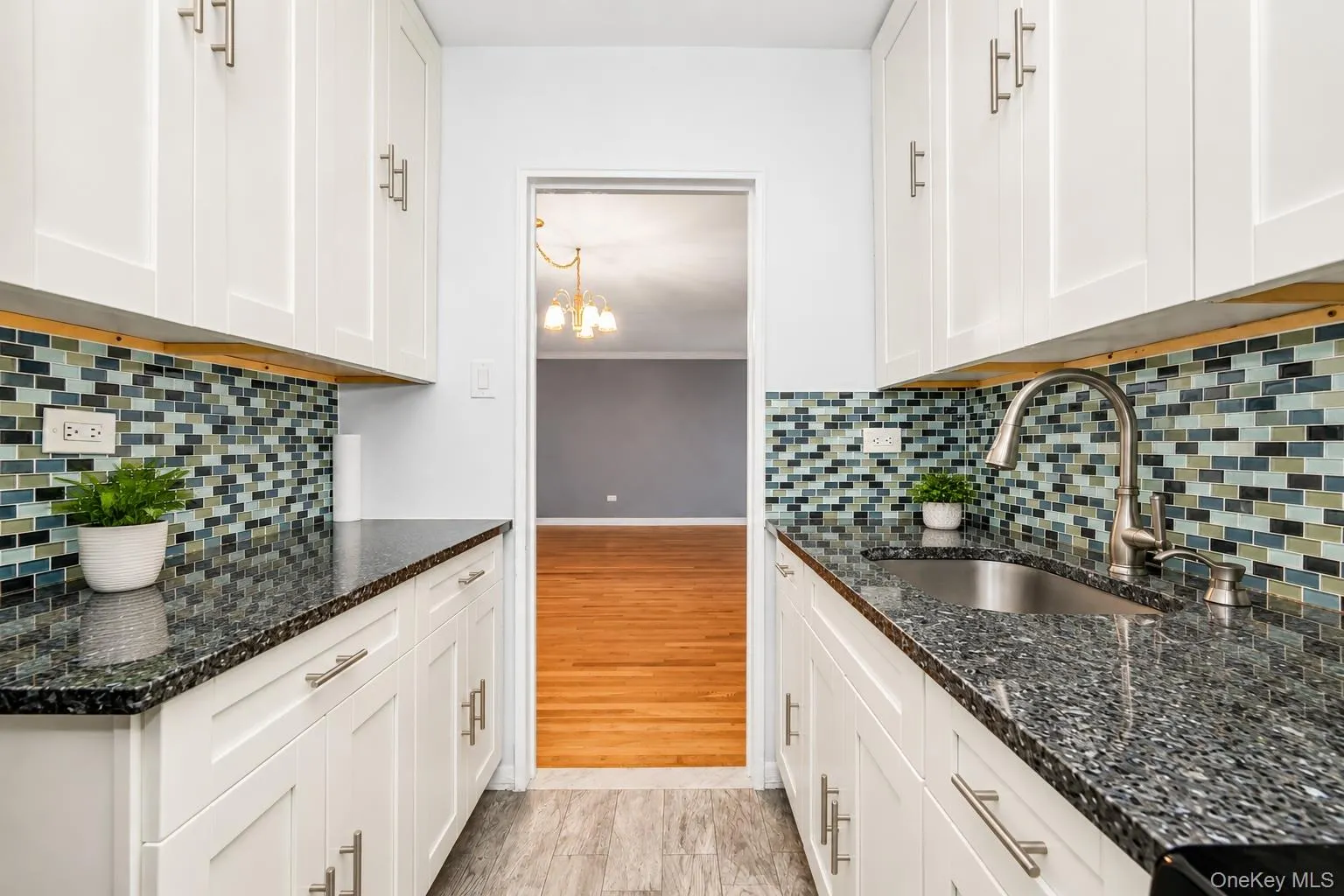 85-10 151st Avenue, New York, NY, 1 Bedroom Bedrooms, 4 Rooms Rooms,1 BathroomBathrooms,Residential,For Rent,151st,0,1051778 85-10 151st Avenue, New York, NY, 1 Bedroom Bedrooms, 4 Rooms Rooms,1 BathroomBathrooms,Residential,For Rent,151st,0,1051778