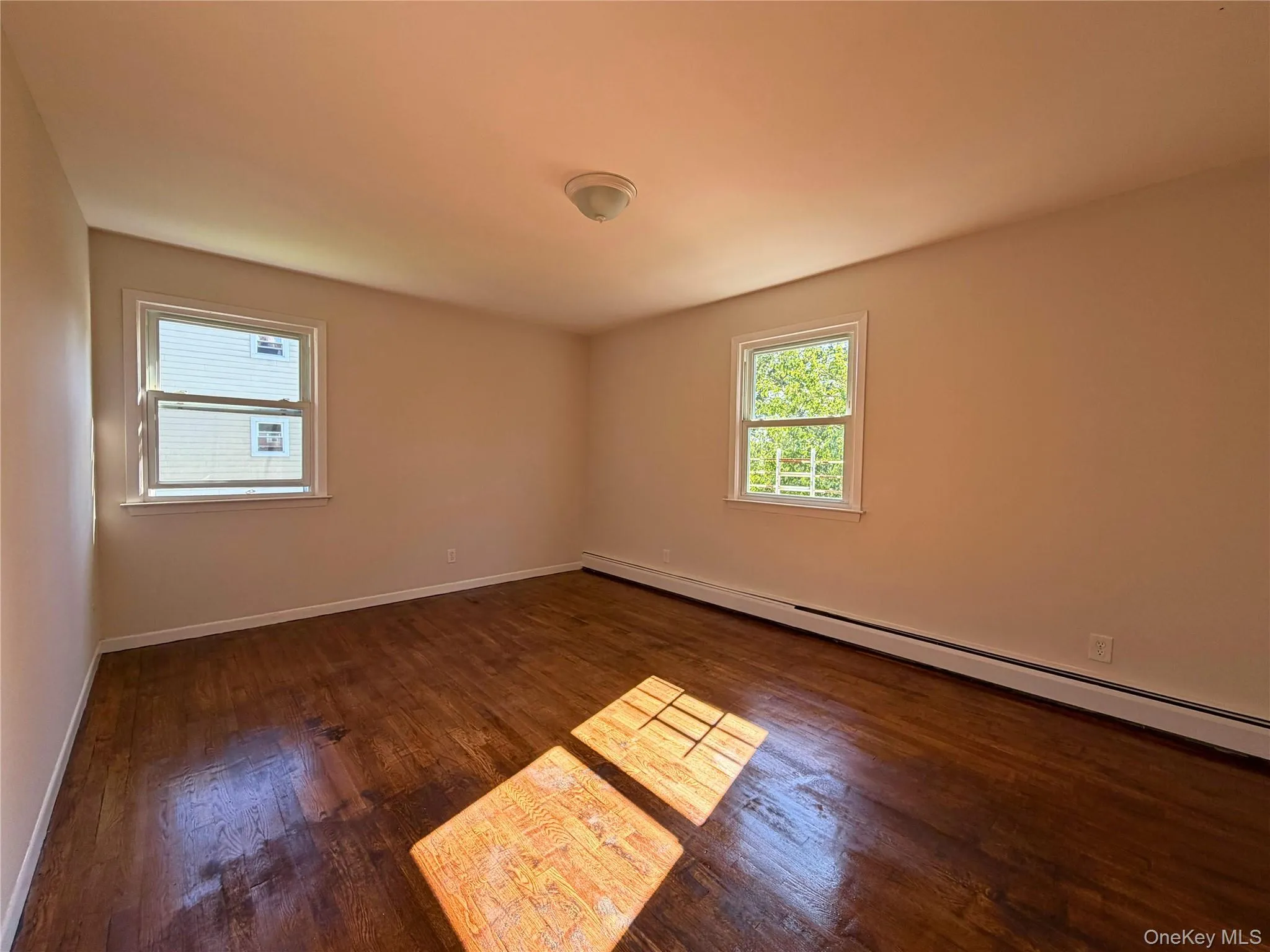13 Woodrow Avenue, Yonkers, NY, 3 Bedrooms Bedrooms, 5 Rooms Rooms,1 BathroomBathrooms,Residential Lease,For Rent,Woodrow,0,1051779 13 Woodrow Avenue, Yonkers, NY, 3 Bedrooms Bedrooms, 5 Rooms Rooms,1 BathroomBathrooms,Residential Lease,For Rent,Woodrow,0,1051779