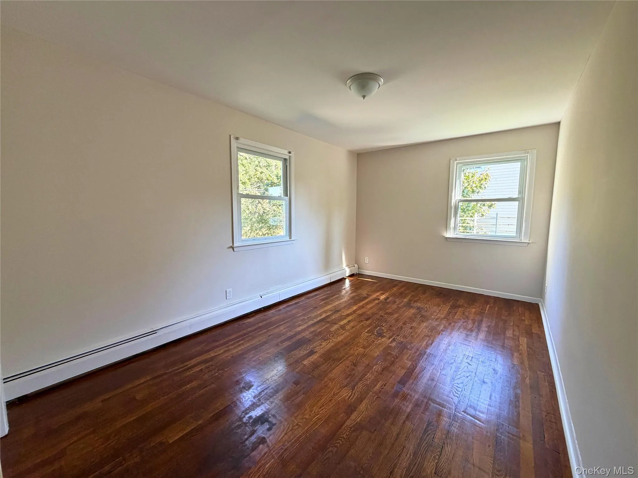 13 Woodrow Avenue, Yonkers, NY, 3 Bedrooms Bedrooms, 5 Rooms Rooms,1 BathroomBathrooms,Residential Lease,For Rent,Woodrow,0,1051779 13 Woodrow Avenue, Yonkers, NY, 3 Bedrooms Bedrooms, 5 Rooms Rooms,1 BathroomBathrooms,Residential Lease,For Rent,Woodrow,0,1051779
