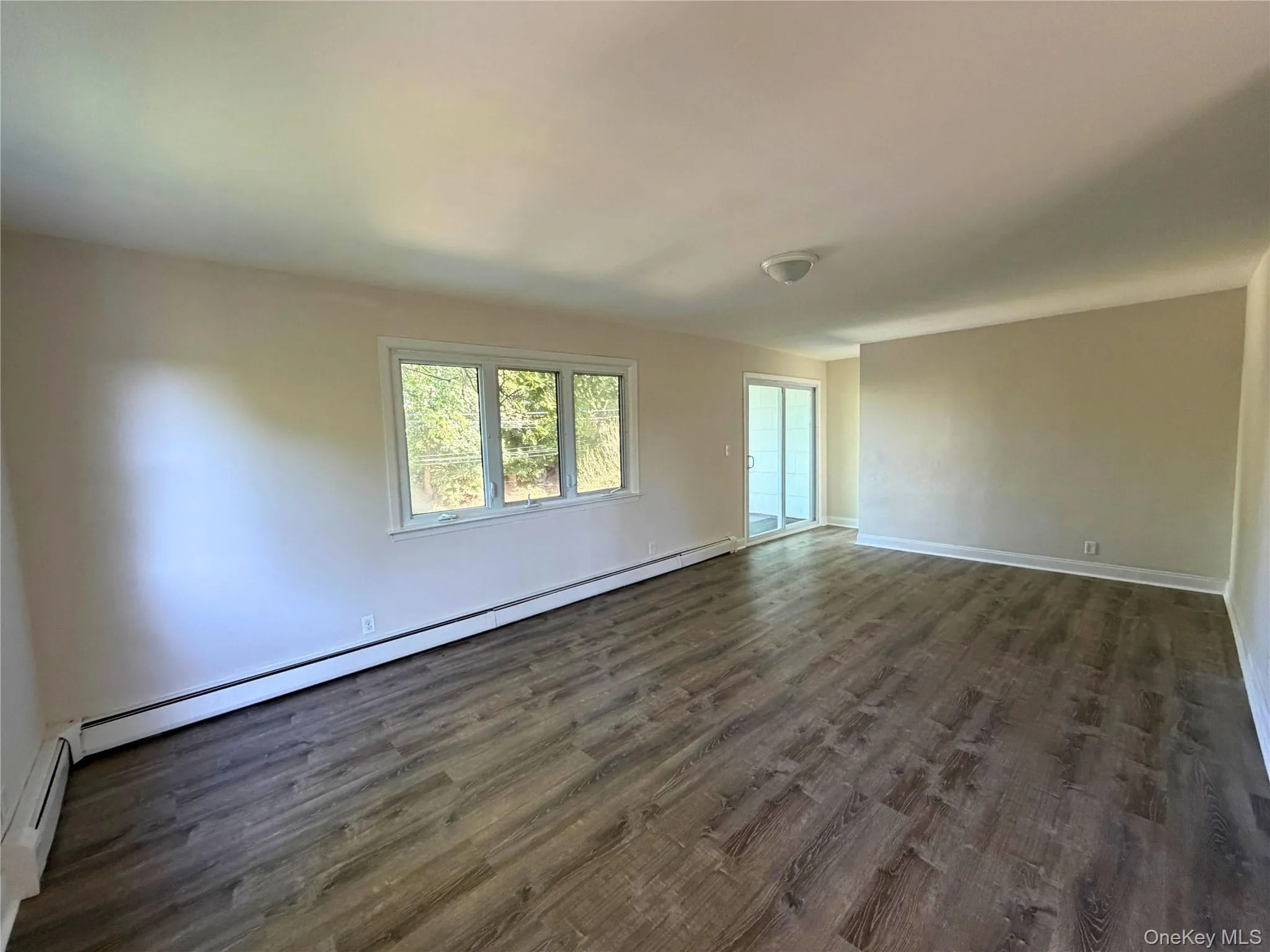 13 Woodrow Avenue, Yonkers, NY, 3 Bedrooms Bedrooms, 5 Rooms Rooms,1 BathroomBathrooms,Residential Lease,For Rent,Woodrow,0,1051779 13 Woodrow Avenue, Yonkers, NY, 3 Bedrooms Bedrooms, 5 Rooms Rooms,1 BathroomBathrooms,Residential Lease,For Rent,Woodrow,0,1051779