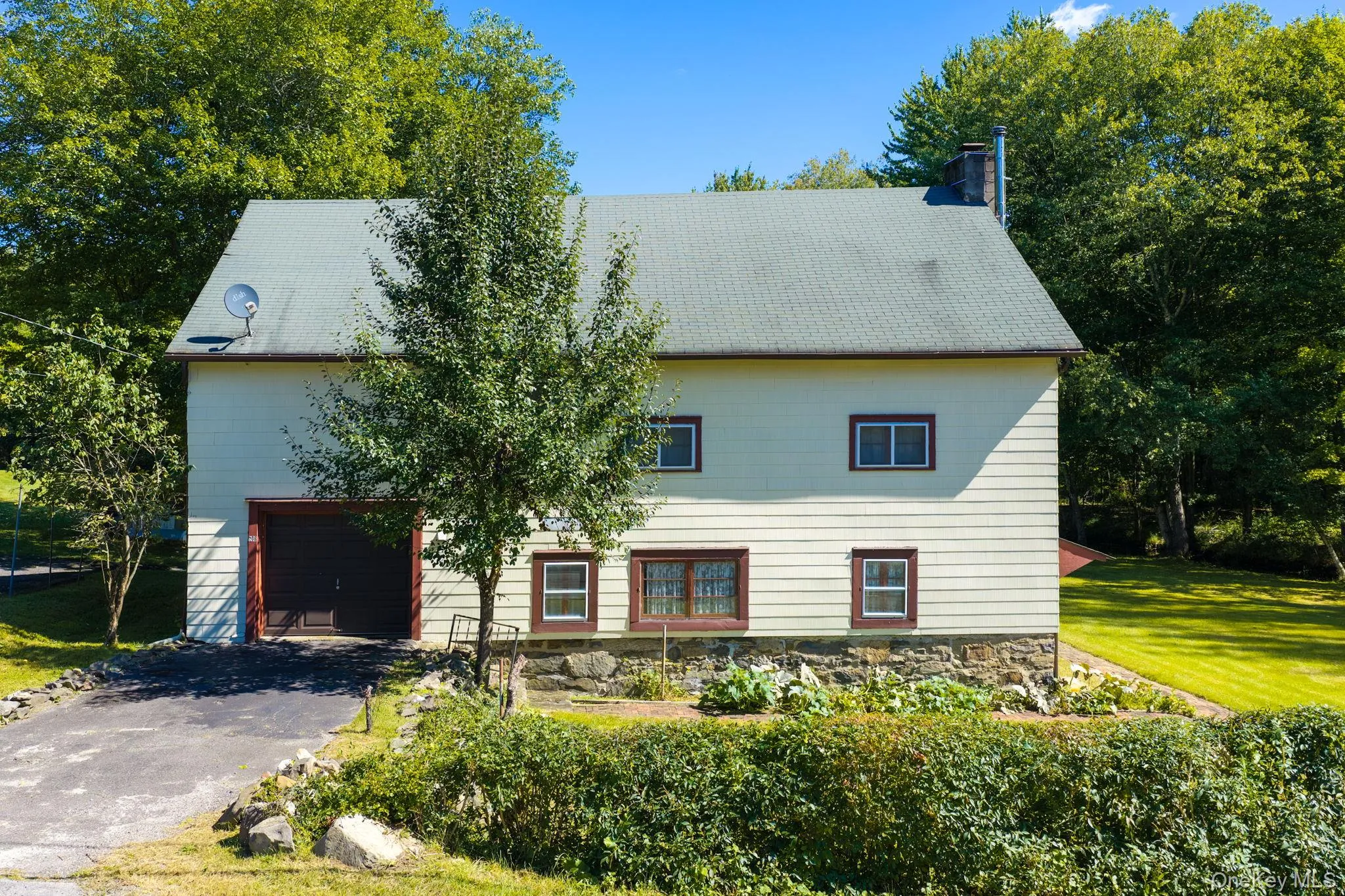 208 White Bridge Road, Middletown, NY, 3 Bedrooms Bedrooms, 8 Rooms Rooms,1 BathroomBathrooms,Residential Lease,For Rent,White Bridge,0,1051782 208 White Bridge Road, Middletown, NY, 3 Bedrooms Bedrooms, 8 Rooms Rooms,1 BathroomBathrooms,Residential Lease,For Rent,White Bridge,0,1051782