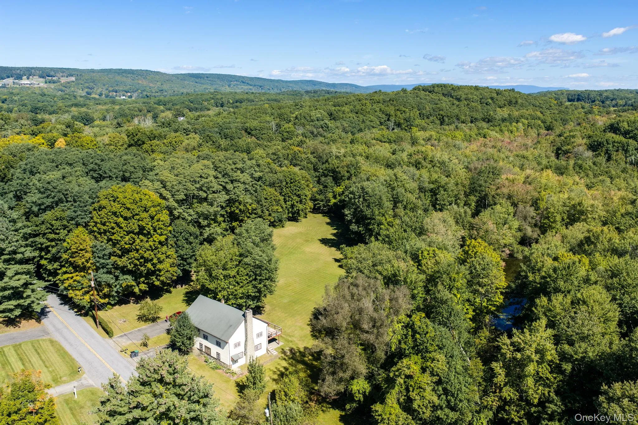 208 White Bridge Road, Middletown, NY, 3 Bedrooms Bedrooms, 8 Rooms Rooms,1 BathroomBathrooms,Residential Lease,For Rent,White Bridge,0,1051782 208 White Bridge Road, Middletown, NY, 3 Bedrooms Bedrooms, 8 Rooms Rooms,1 BathroomBathrooms,Residential Lease,For Rent,White Bridge,0,1051782
