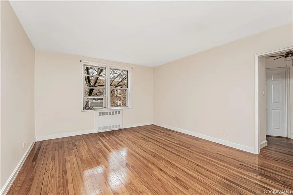 5610 Netherland Avenue, New York, NY, 2 Bedrooms Bedrooms, 4 Rooms Rooms,1 BathroomBathrooms,Residential,For Rent,Netherland,0,1051788 5610 Netherland Avenue, New York, NY, 2 Bedrooms Bedrooms, 4 Rooms Rooms,1 BathroomBathrooms,Residential,For Rent,Netherland,0,1051788